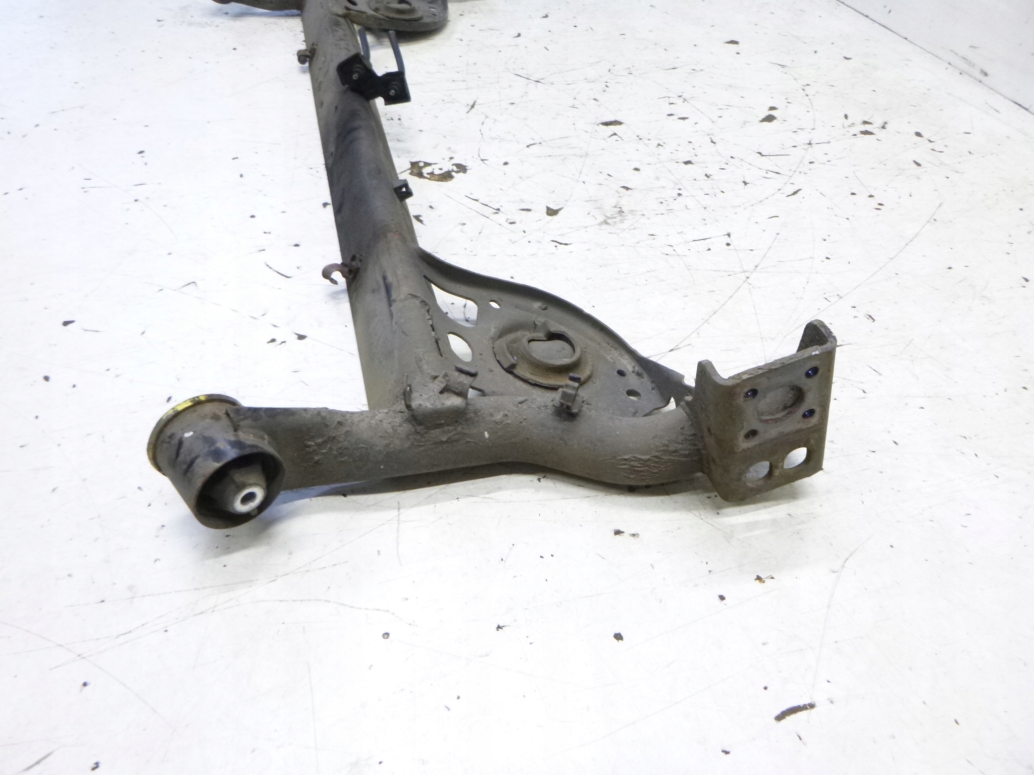 sider rear Nissan Micra K12 1.2 2004r.