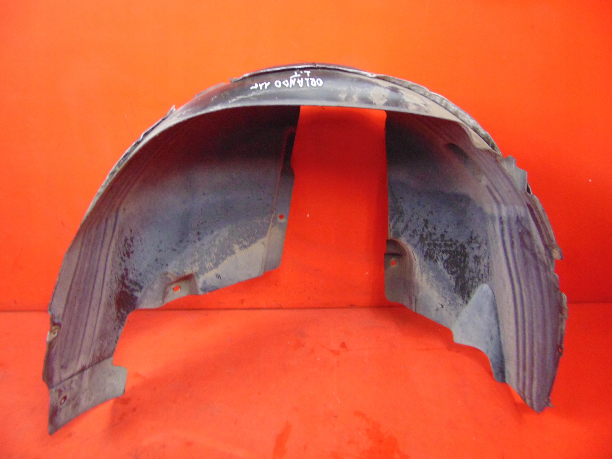 CHEVROLET ORLANDO J309 mudguard left rear part rear.