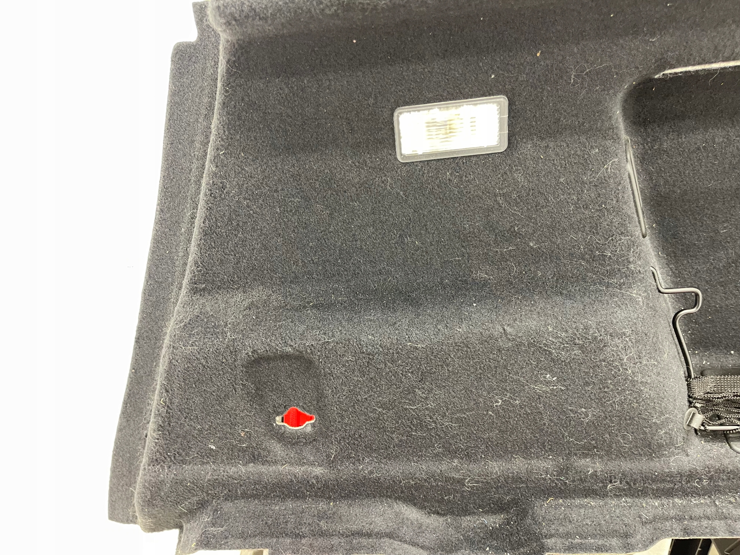 BMW 2 F45 boot upholstery right 7428422