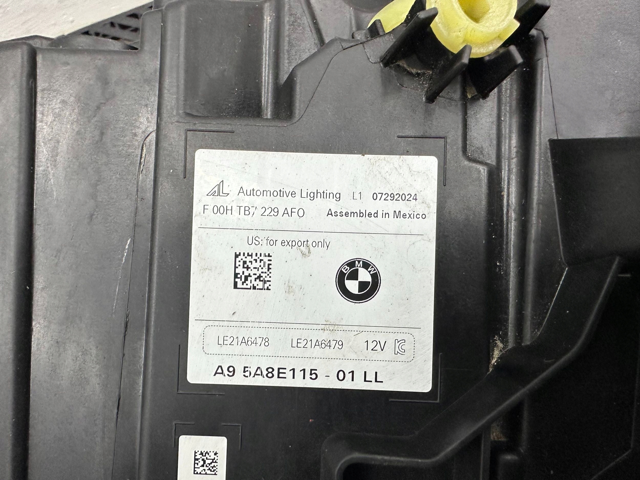 Reflektor BMW X5 G05 5A8E115