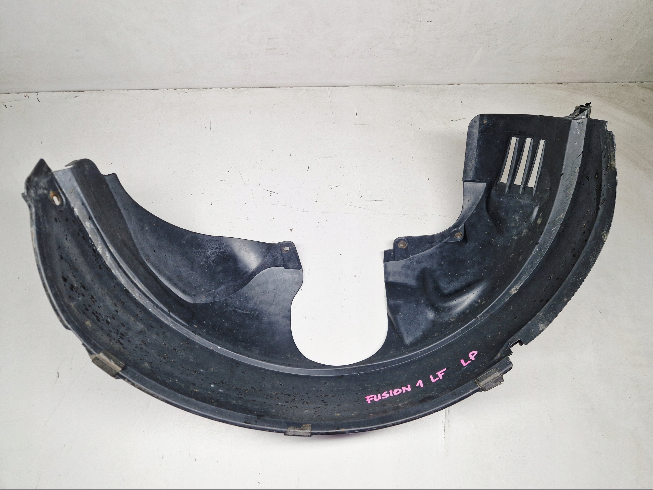FORD FUSION MK1 LIFT mudguard left front front 2N1X-16115-DB