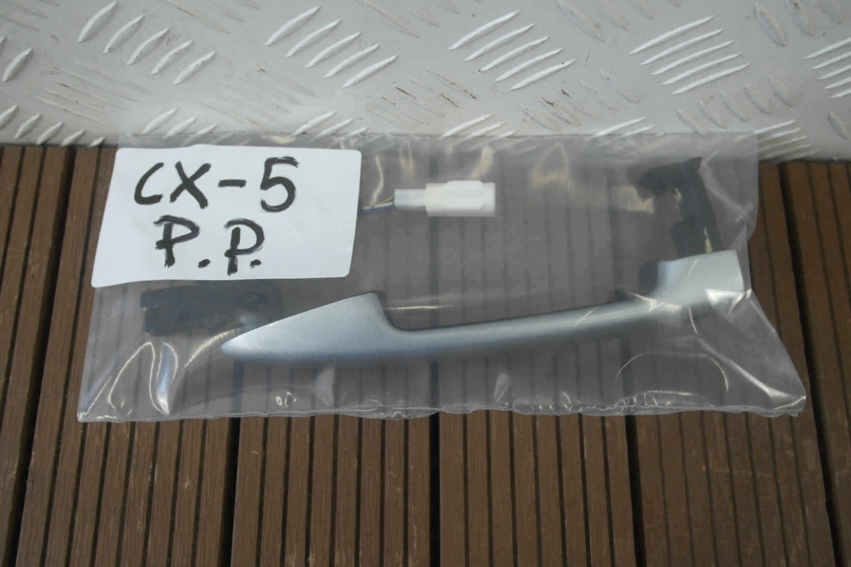 MAZDA CX-5 KD LIFT 15-17 handle door front right KEYLESS GO colour 45P