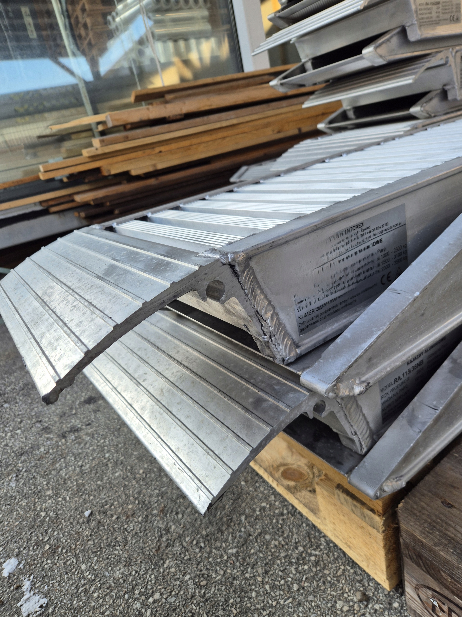 Hliníkové nakládací rampy 3,5 m do 3500 kg