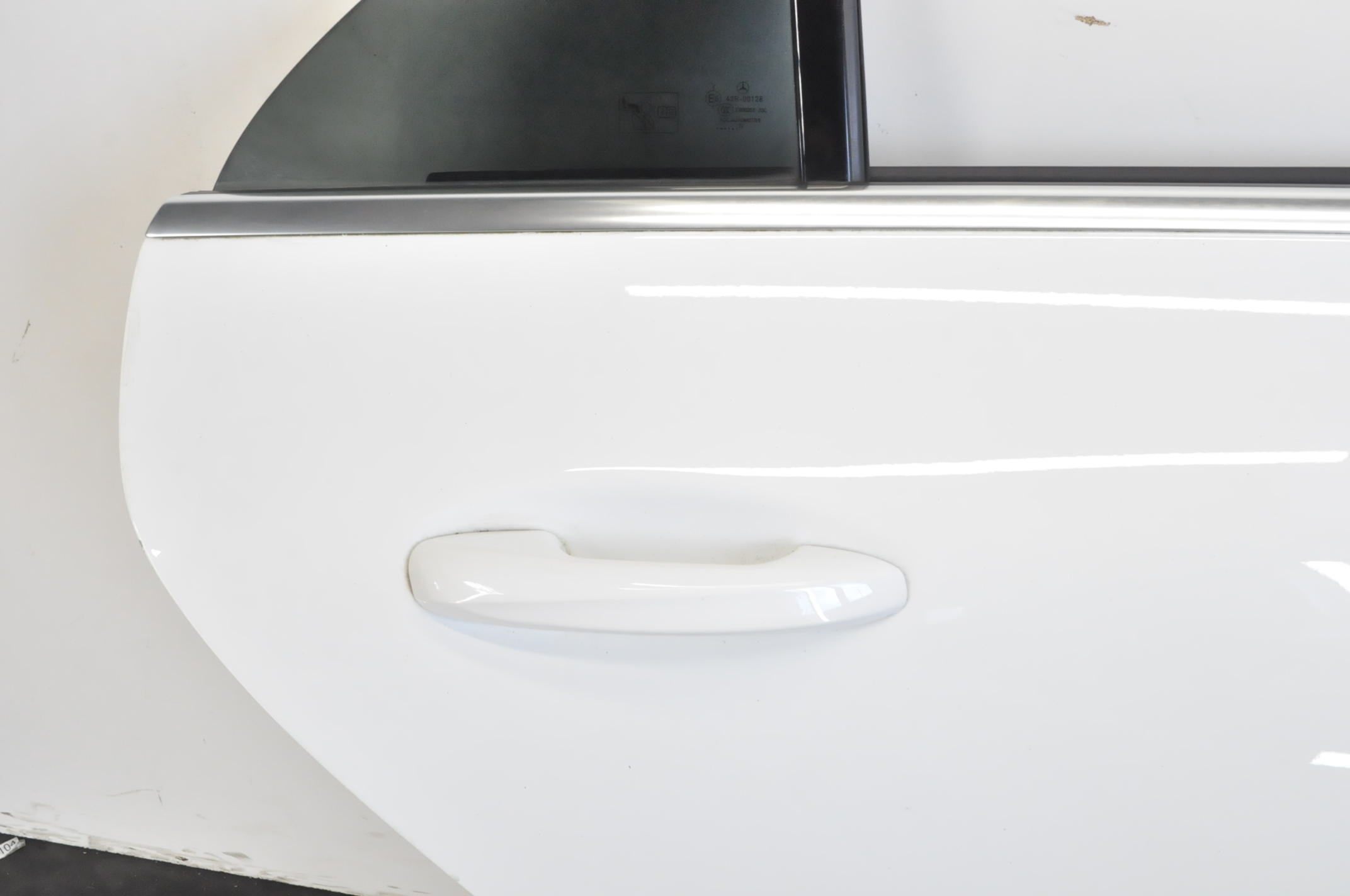 MERCEDES CLA W118 DRZWI PRAWY TYŁ TYLNE SEDAN 149 Strona zabudowy tył - prawa