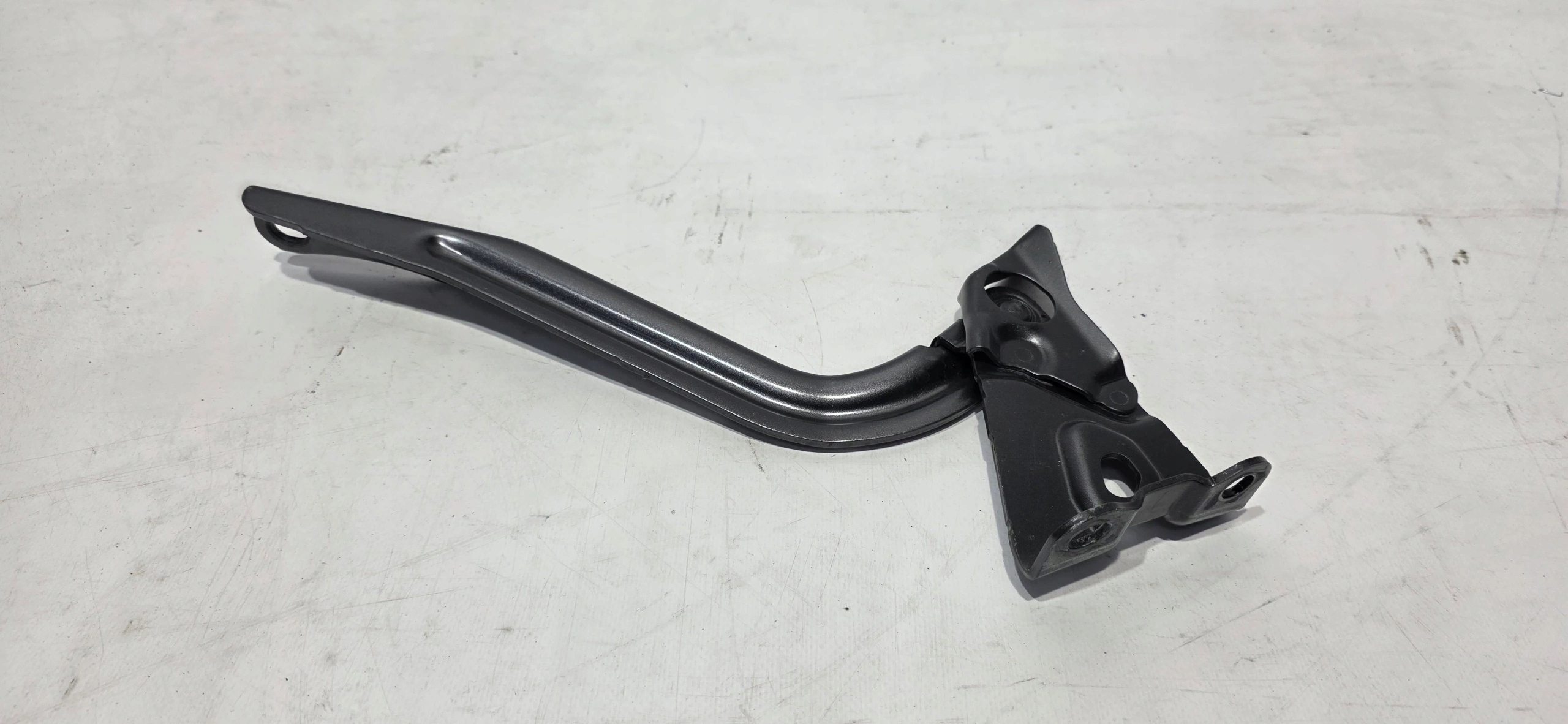 hinge bonnets left LEXUS LBX 23- original