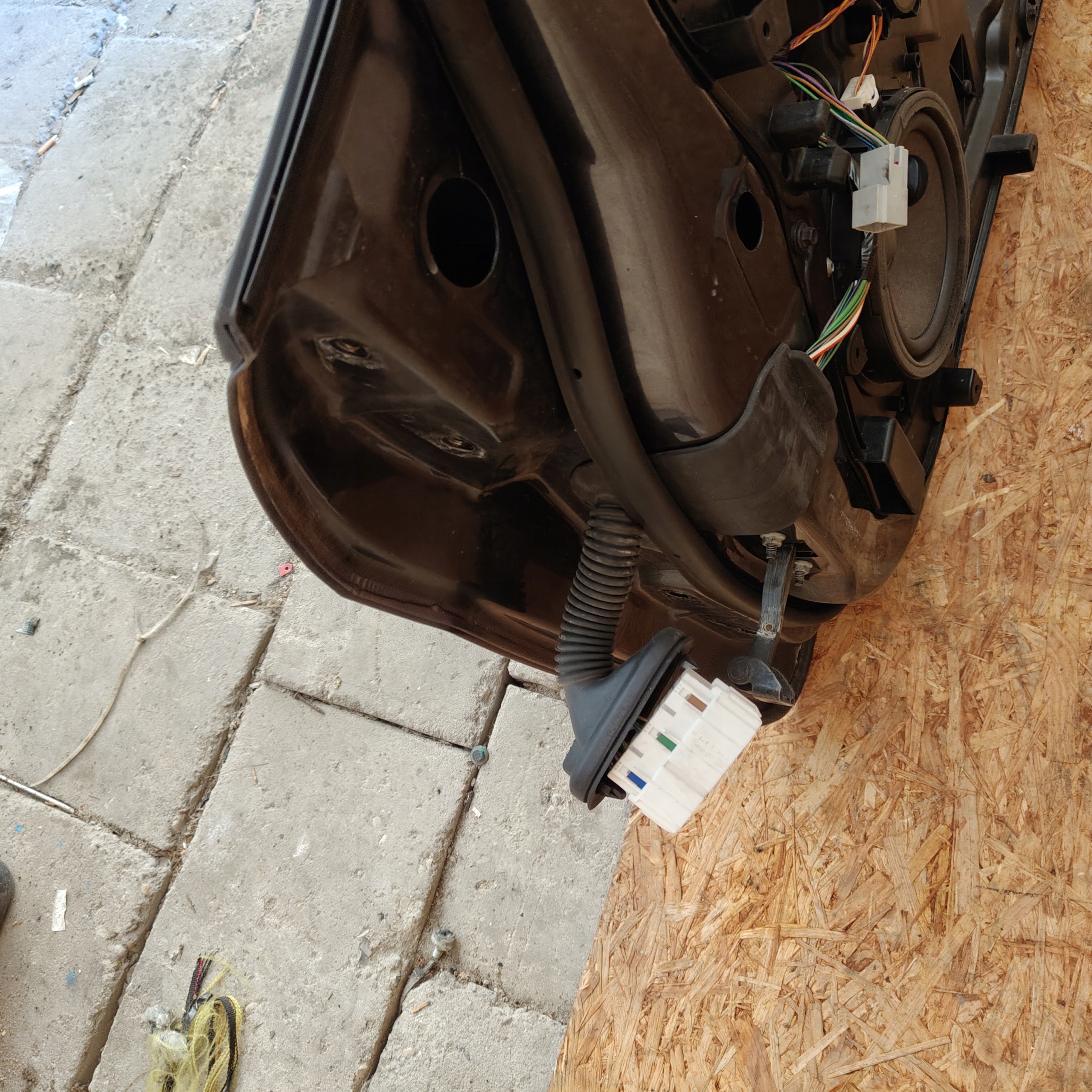 door front front right FORD FIESTA MK7 MK-7