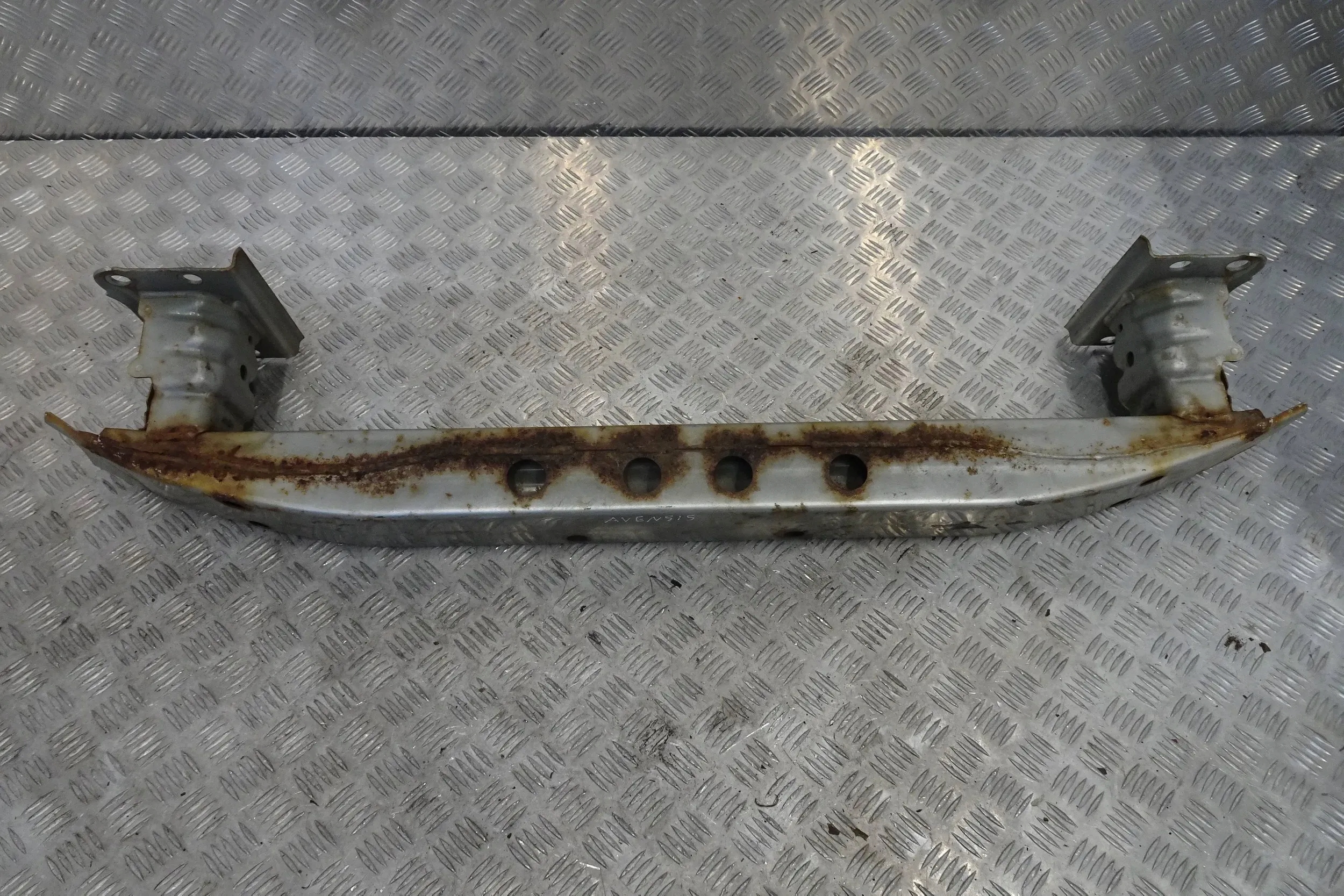 TOYOTA AVENSIS T25 BELKA POD ZDERZAK PRZÓD PRZEDNI 03-