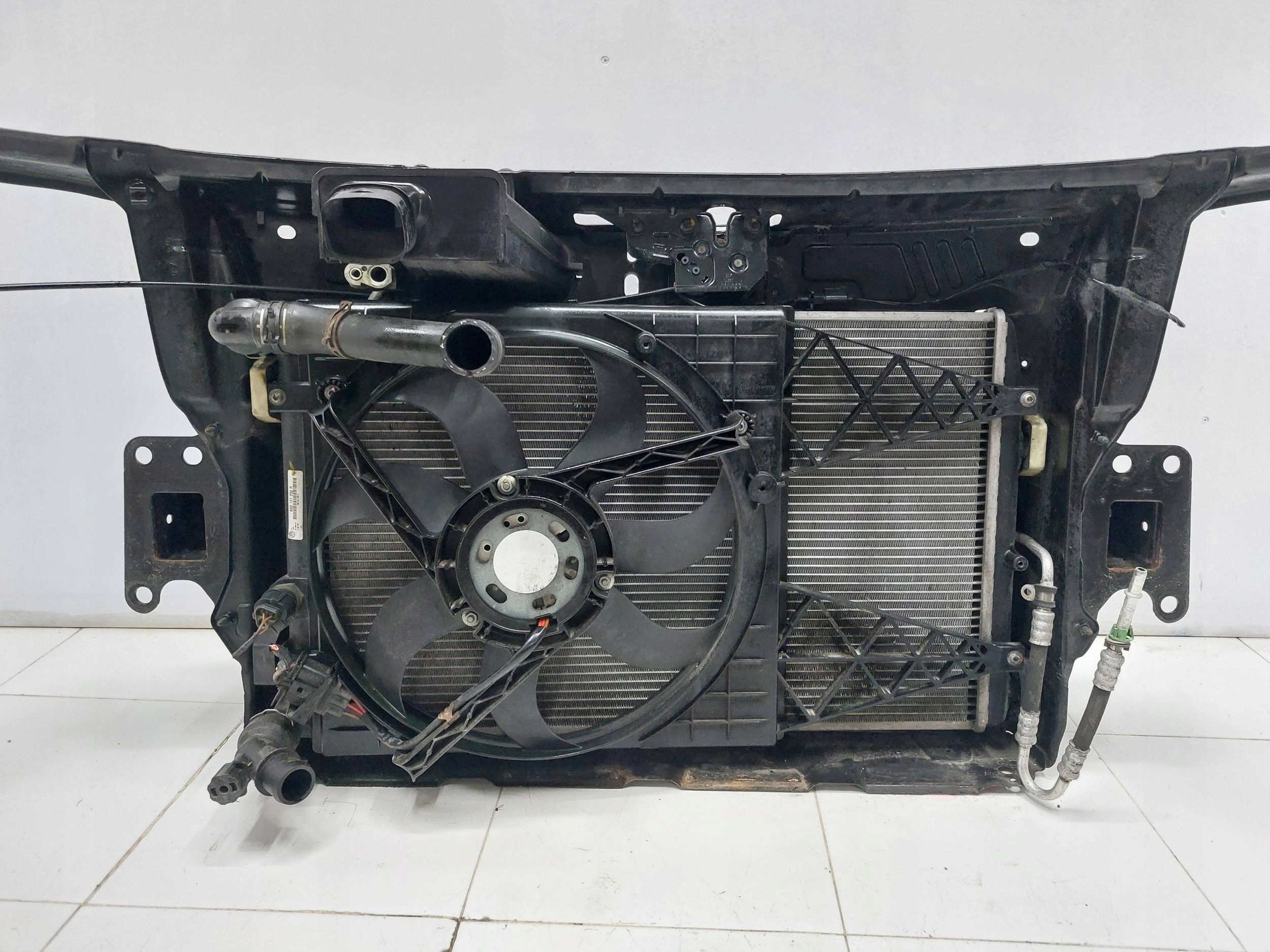 ROOMSTER PRAKTIK FABIA II 1.9 TDI front panel, wall radiator fan