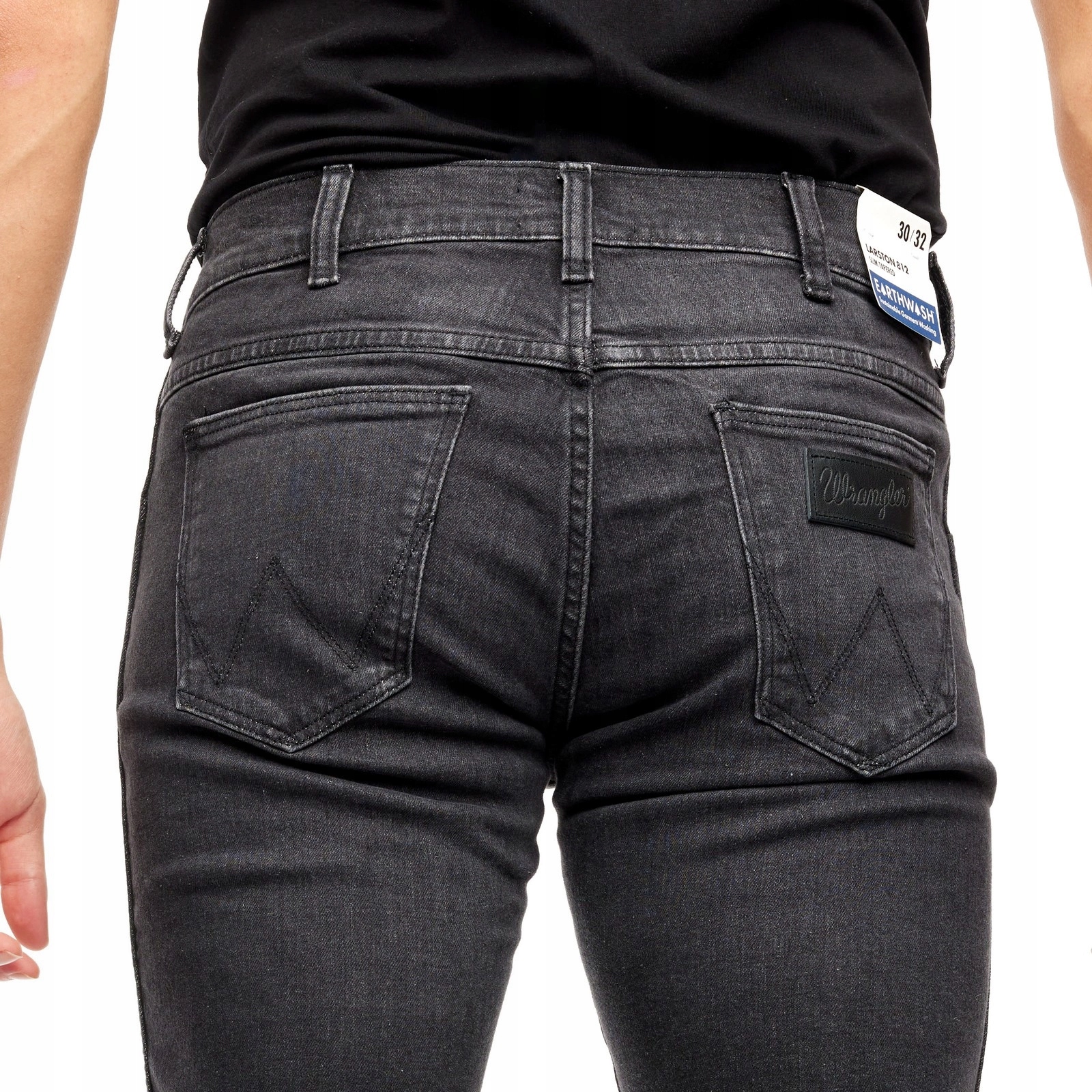 WRANGLER LARSTON LIKE A CHAMP W18SHT120 40/34 Rozmiar 40/34