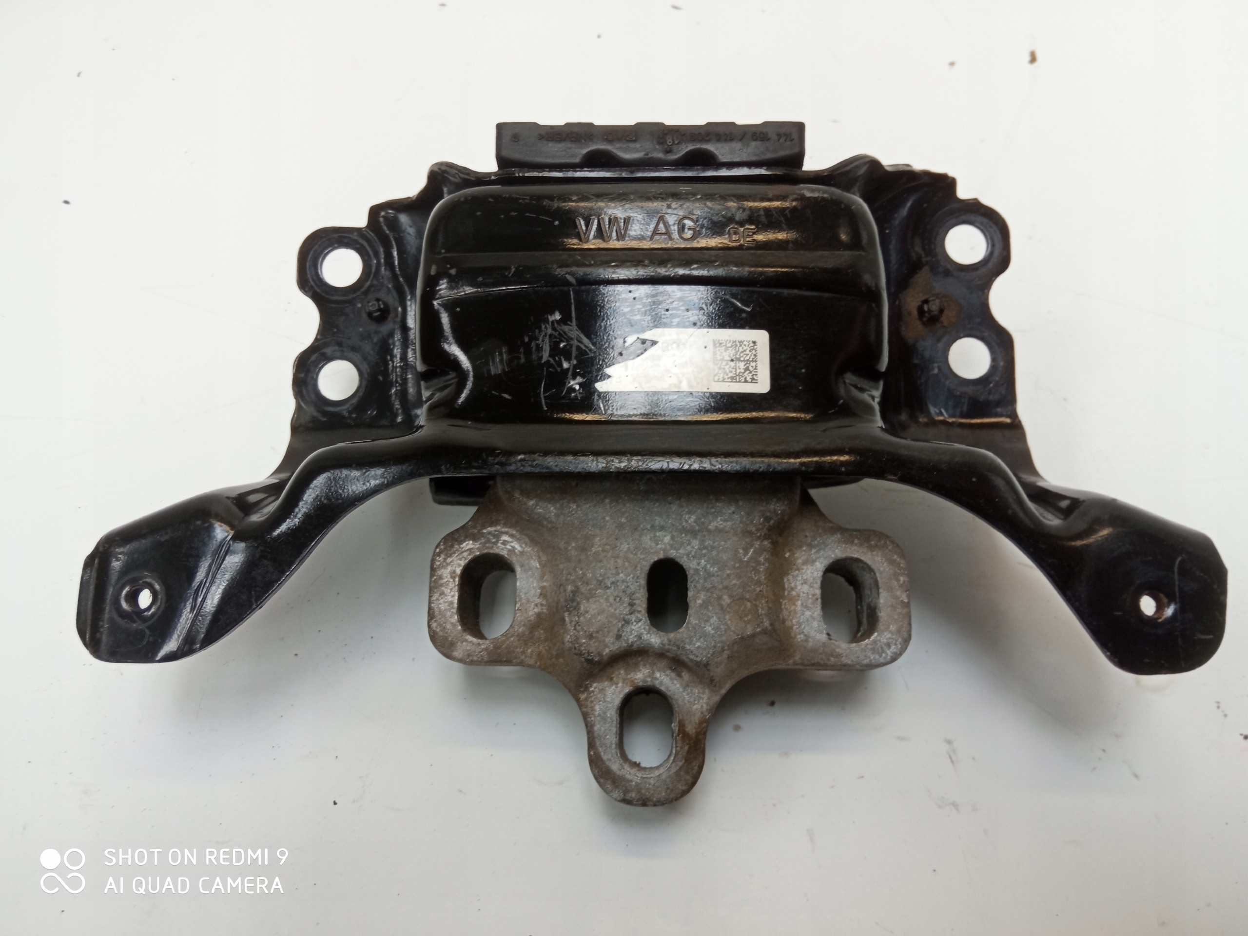 SEAT ATECA holder POUSZKA console gearboxes AUTOMAT