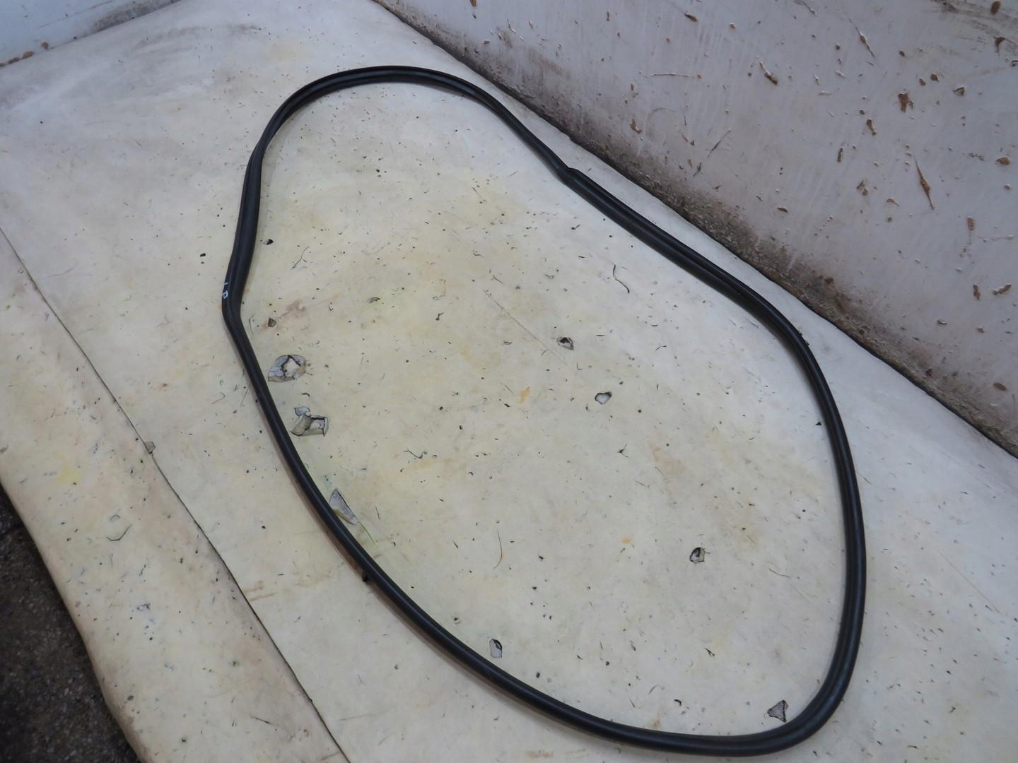 USZCZELKA DRZWI LEWY PRZÓD AURIS II Typ samochodu Samochody osobowe