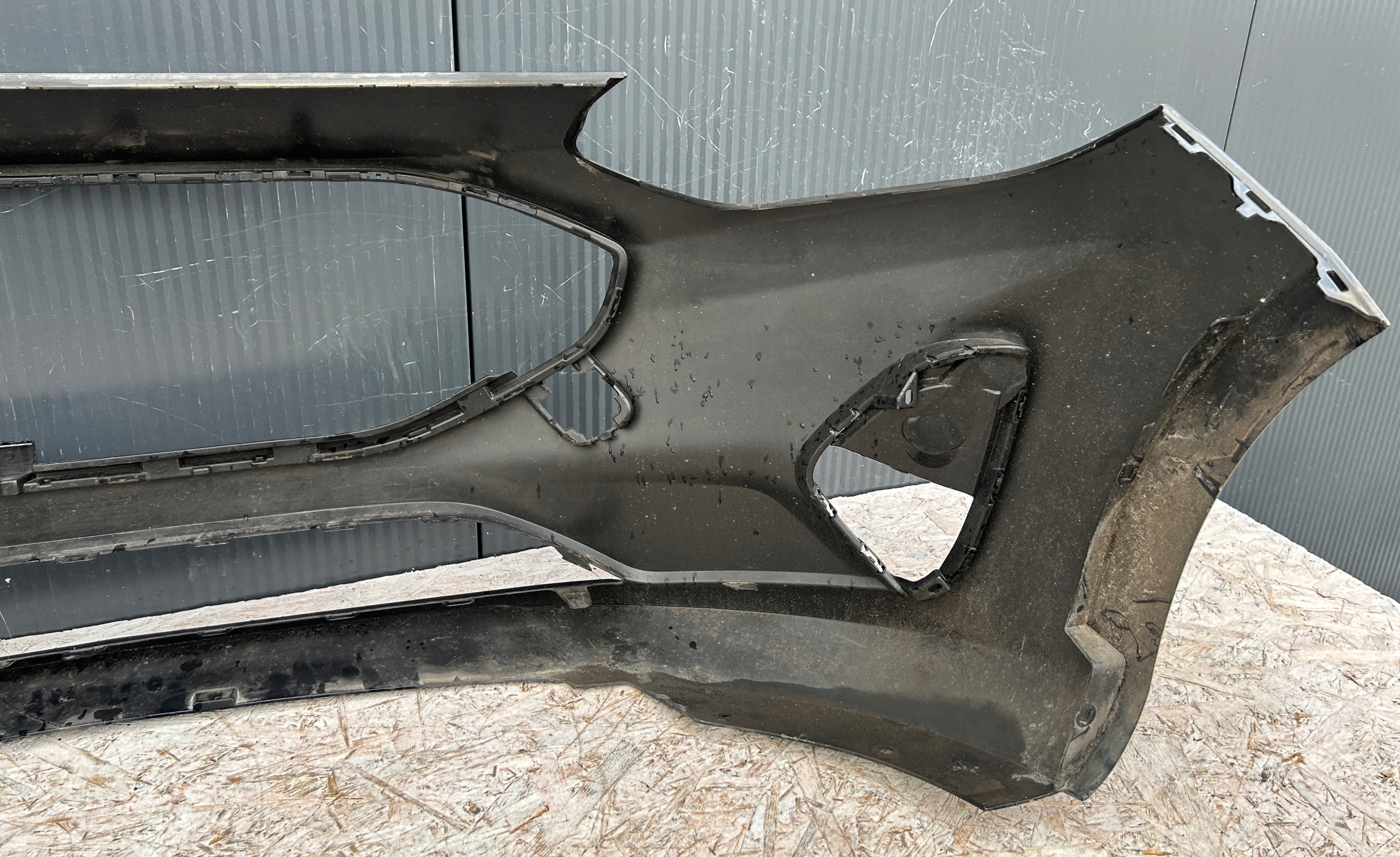 bumper front front FORD FIESTA MK8 LIFT 21