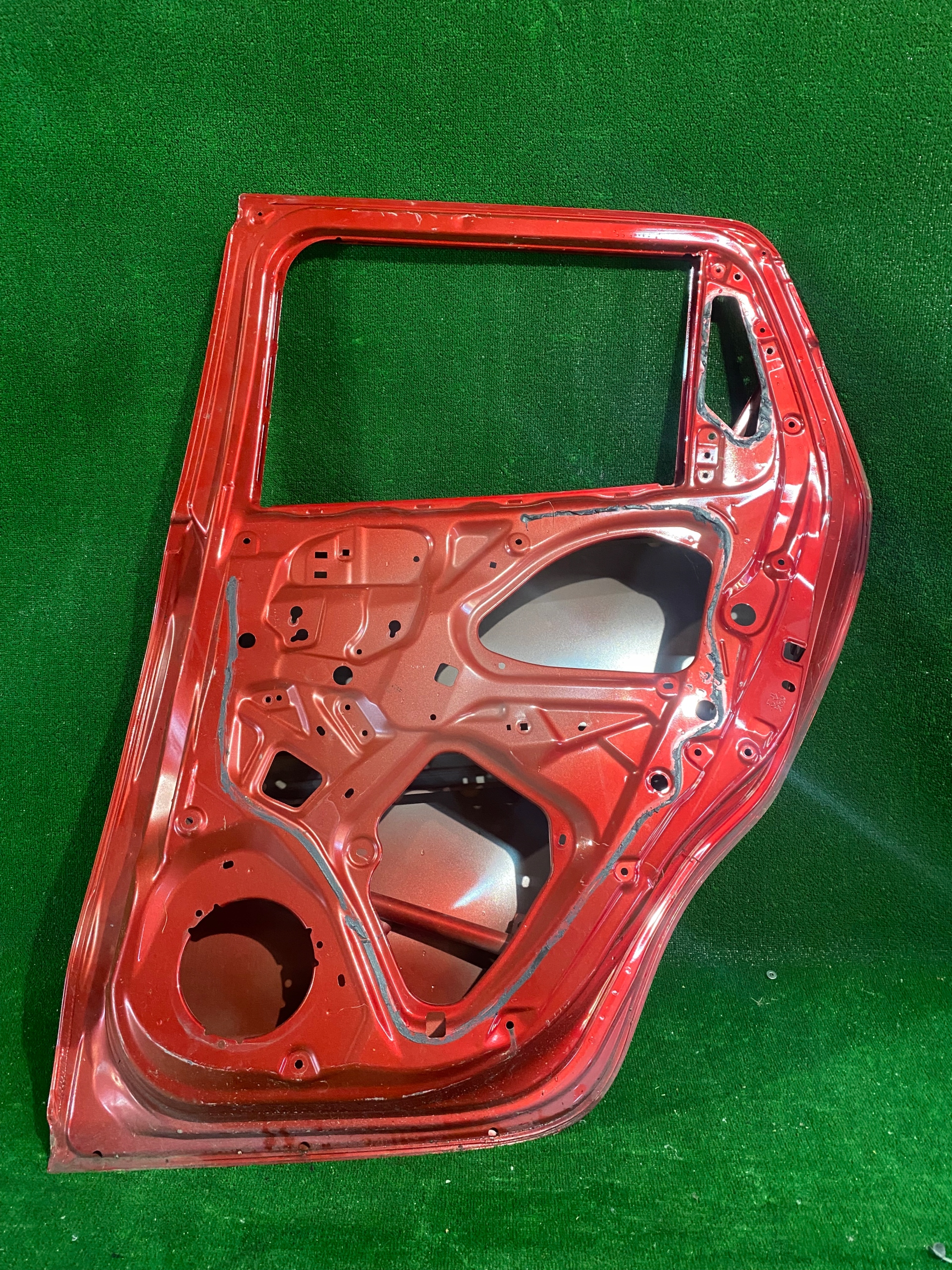 door rear. right SUZUKI SWIFT MK8
