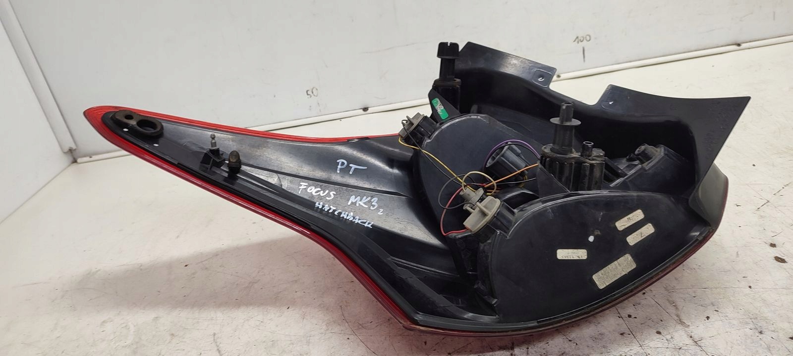 light rear part rear right Ford Focus MK3 HB