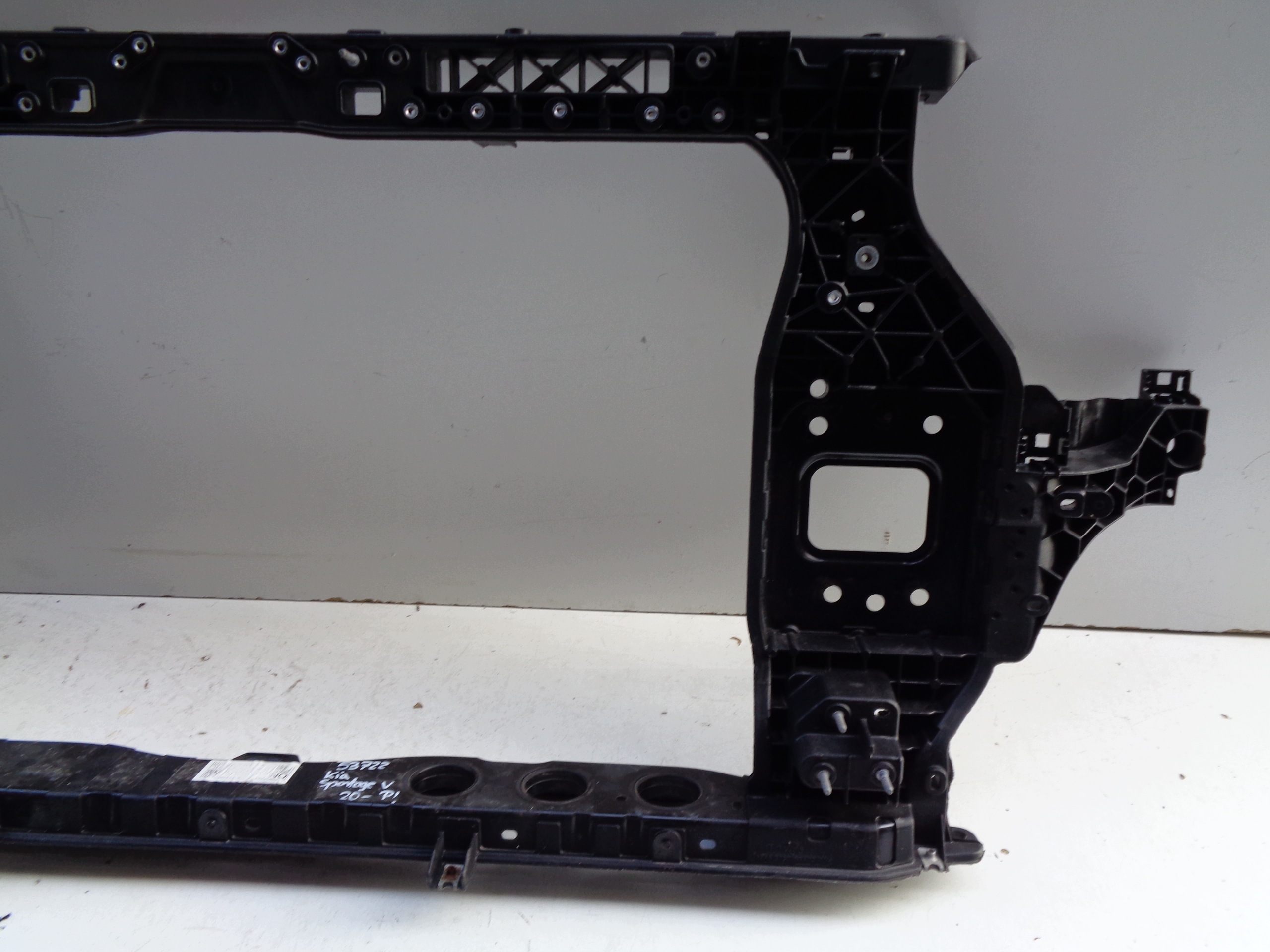 bar, wall front KIA SPORTAGE V 20- NR 53722
