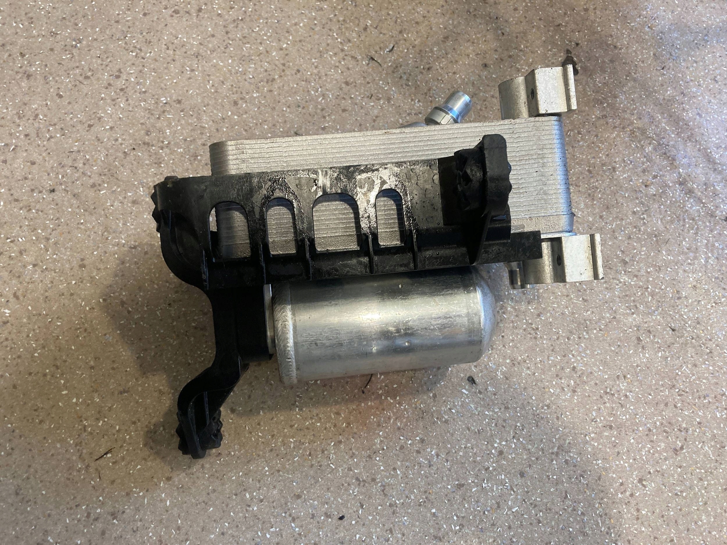 конденсатор кондиционера BMW i4 G26 9476767