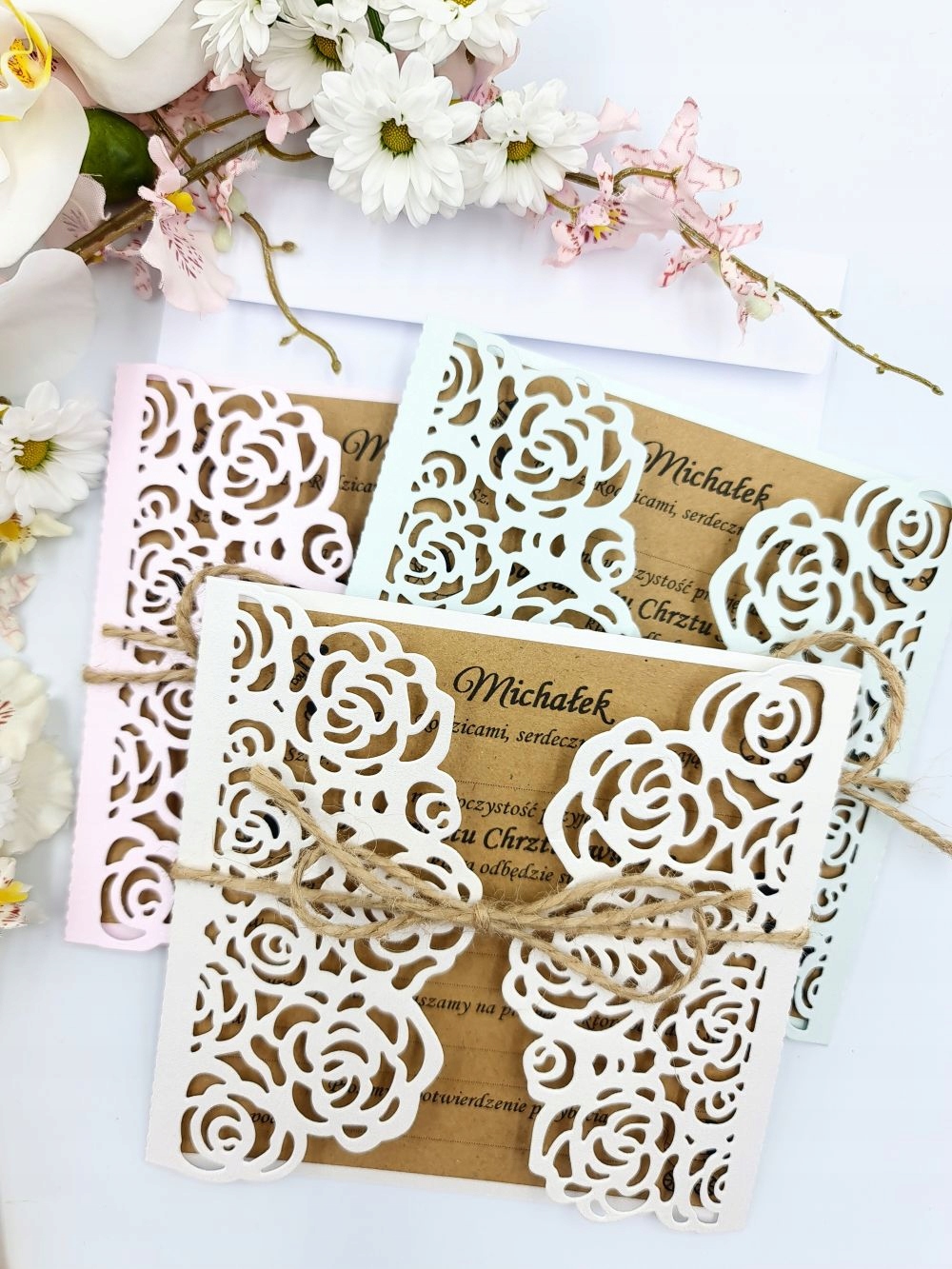 ZAPROSZENIA CHRZEST CHRZCINY AŻUROWE AŻUR EKO RÓŻ Kolor wielokolorowy