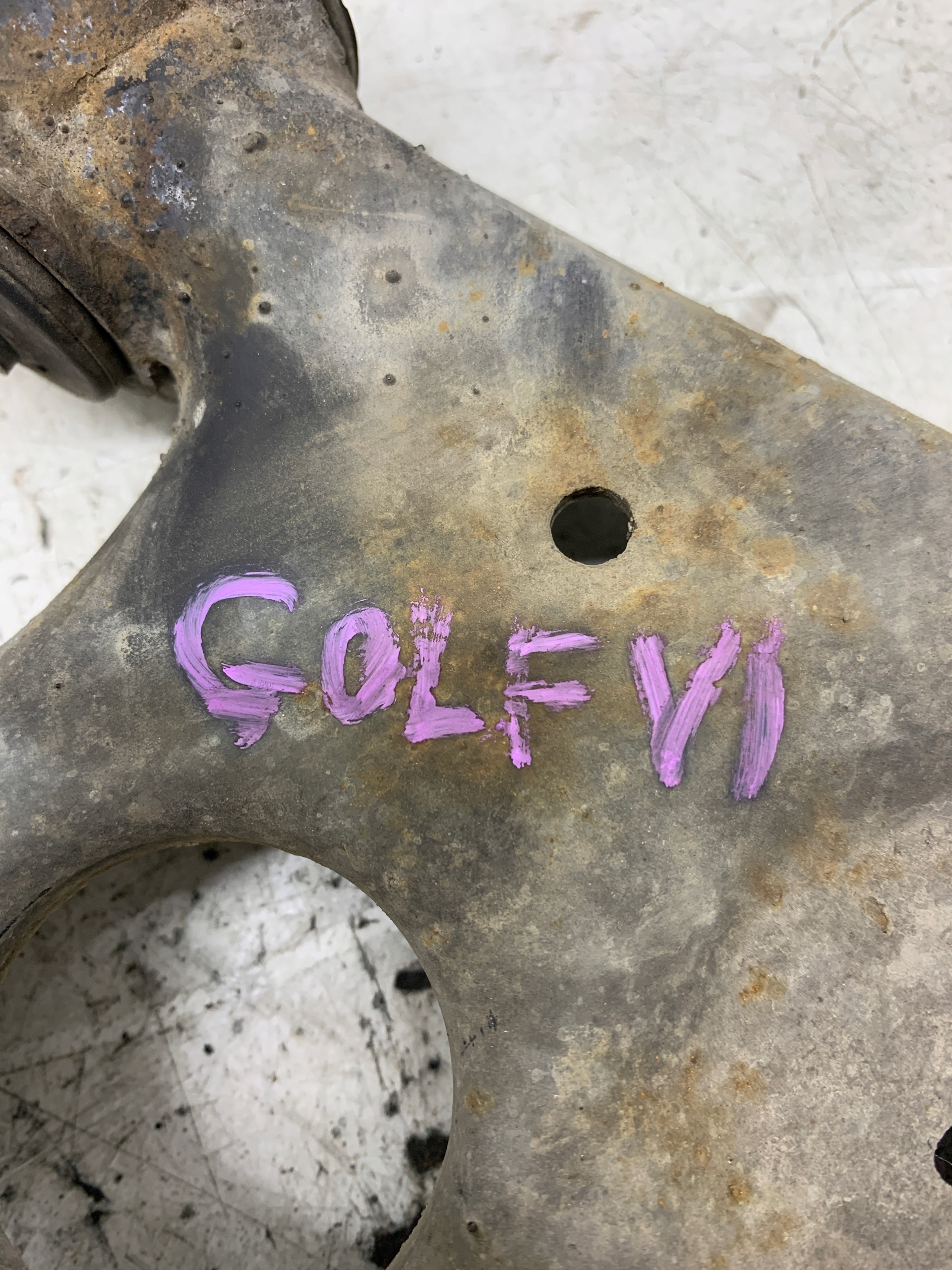 arm right front front 1K0407152BC VW GOLF VI 1.4 FSI
