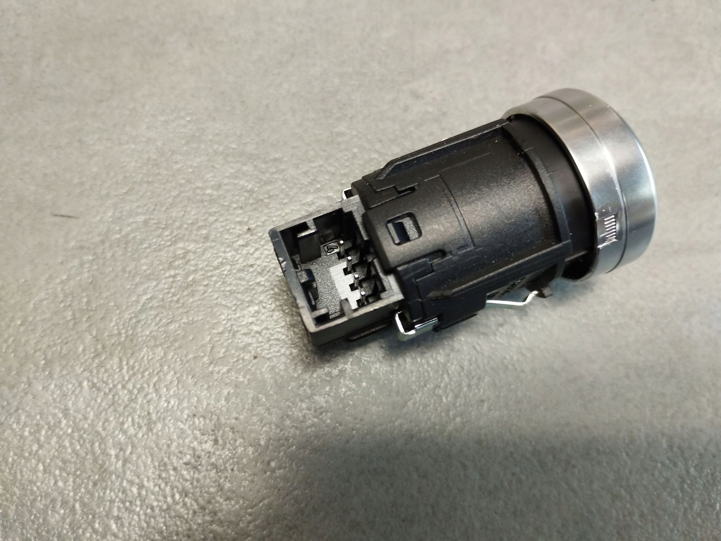 Audi A5 Sportback 8TA button Start-Stop 8K0905217A