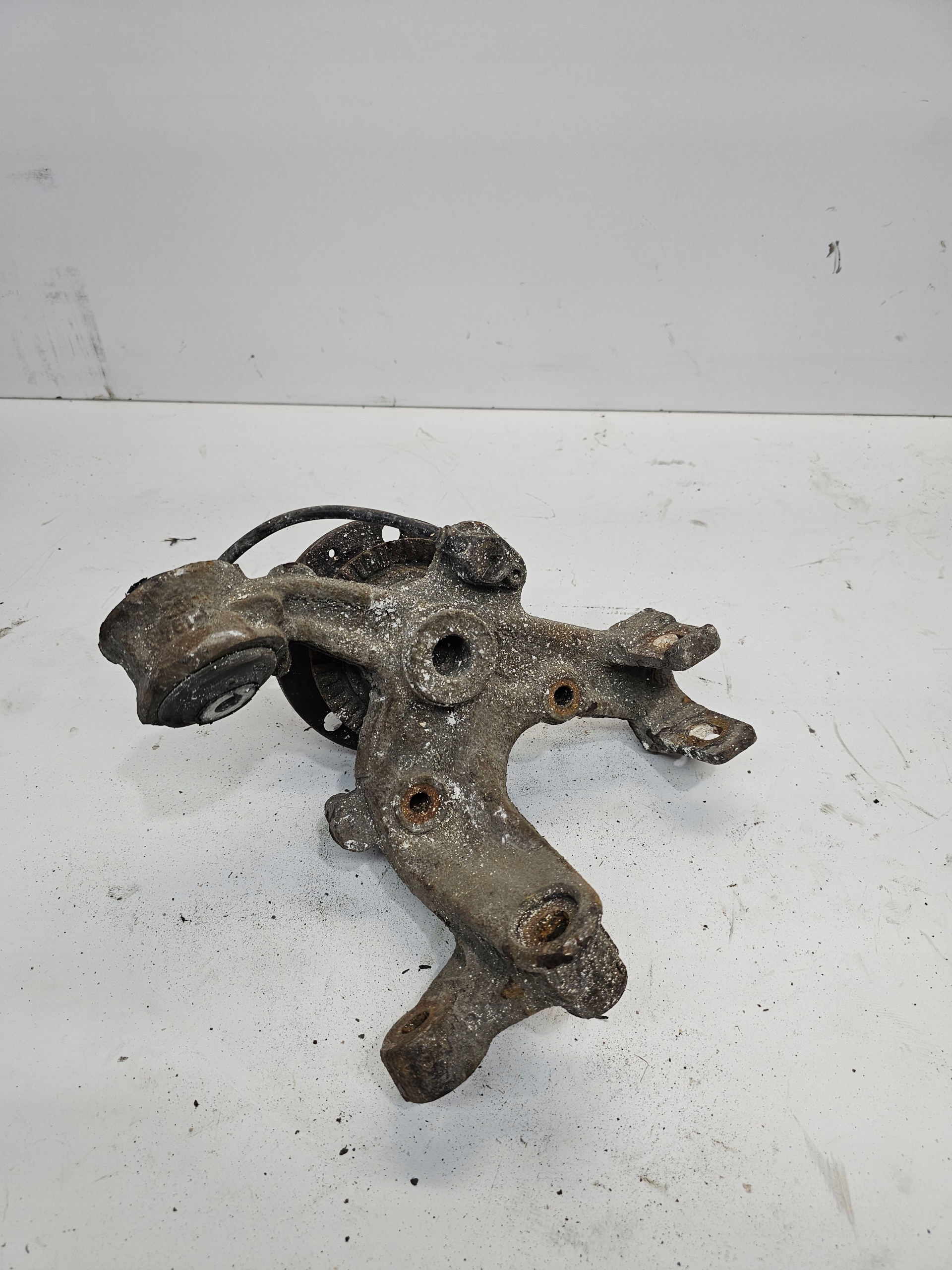 arm swing right rear part A4 B6 B7 8E0505436BC