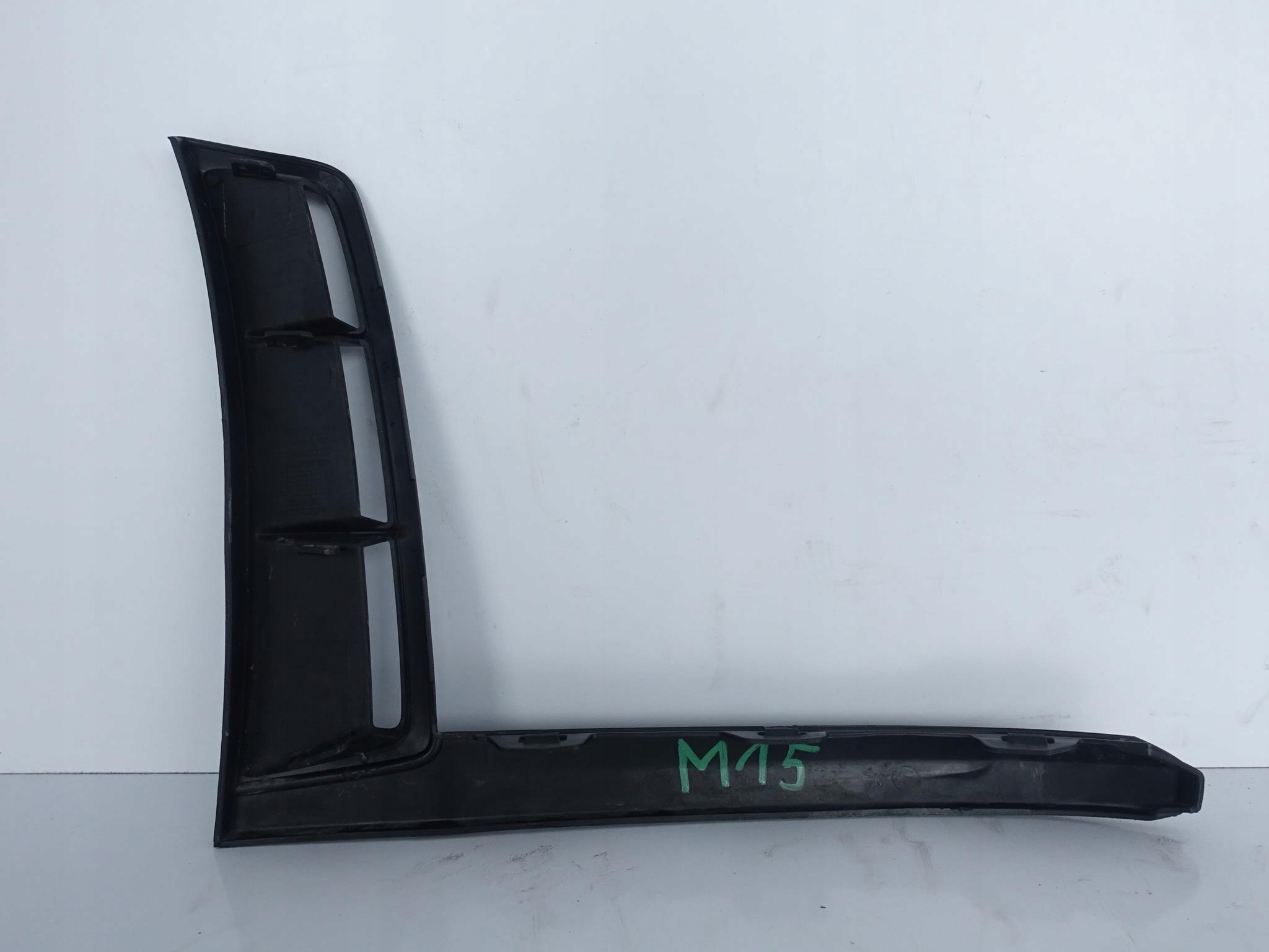 PORSCHE 982 718 GT4 grid intake moulding left front