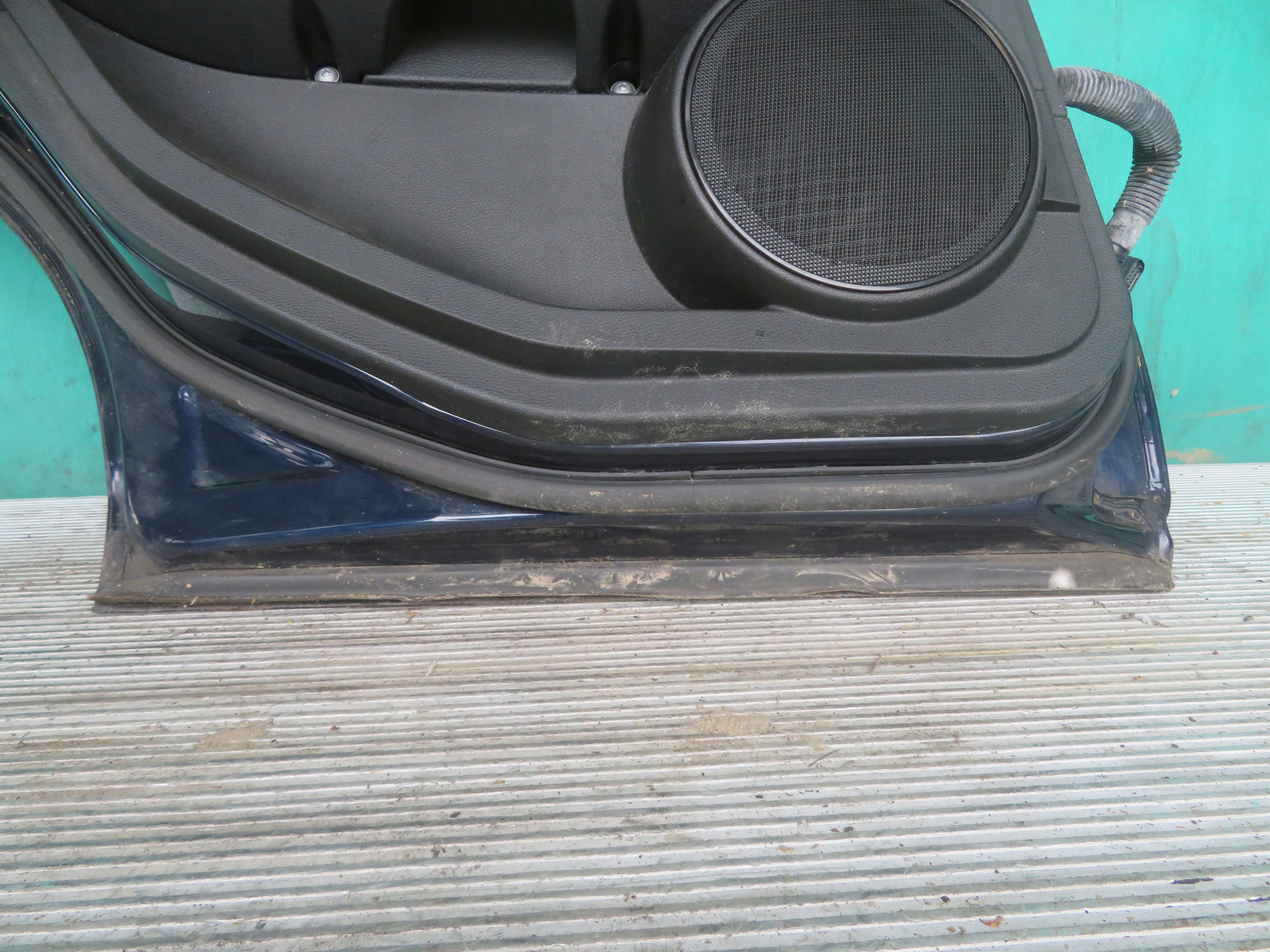 Tür links heck MERCEDES C KLASA W204 12R