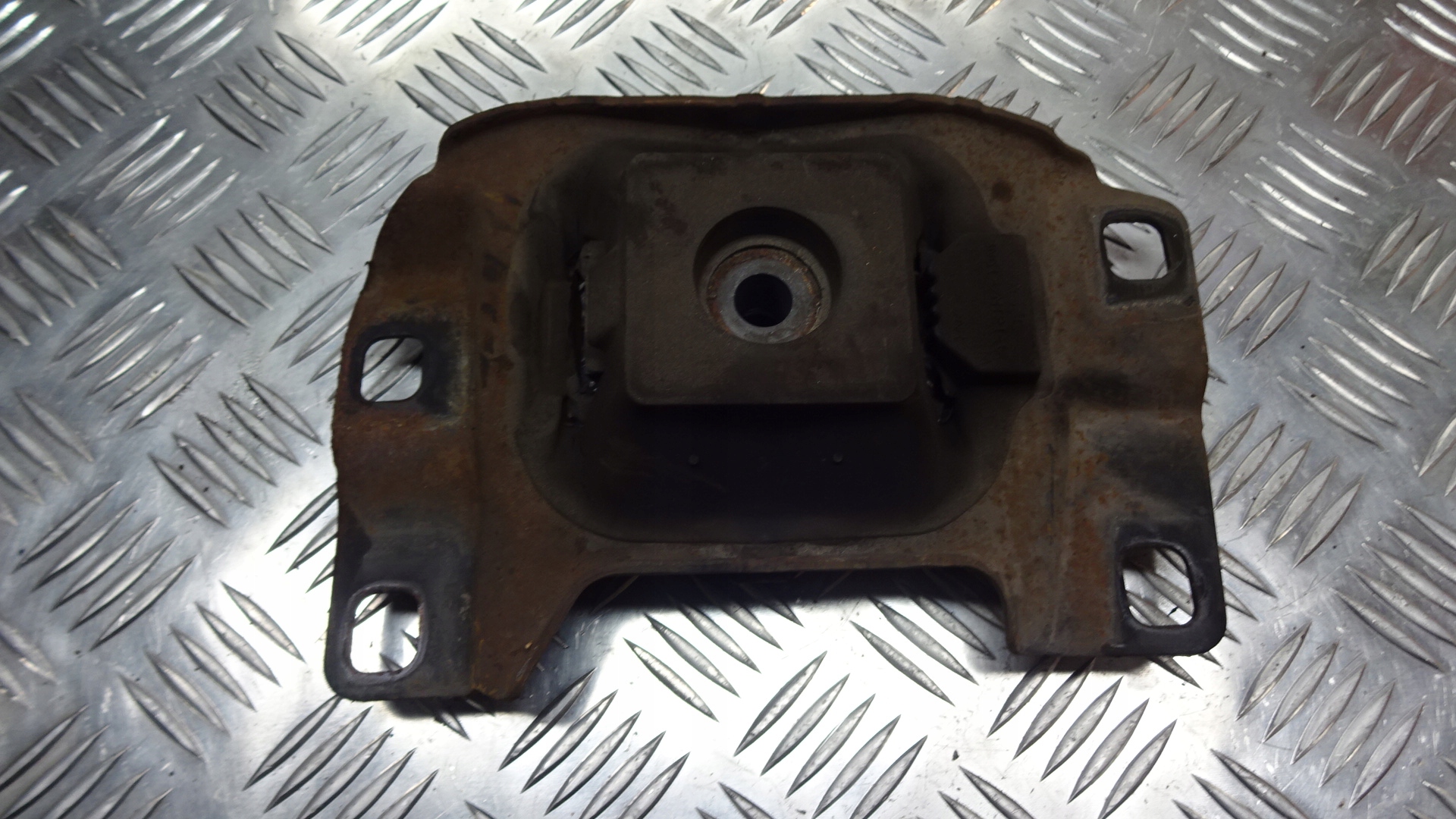 подушка двигателя мазда 3 1. 6 bk. правая опора двигателя мазда 3 1. подушки безопасности в мазда аксела bkep. подушки мазда 3.