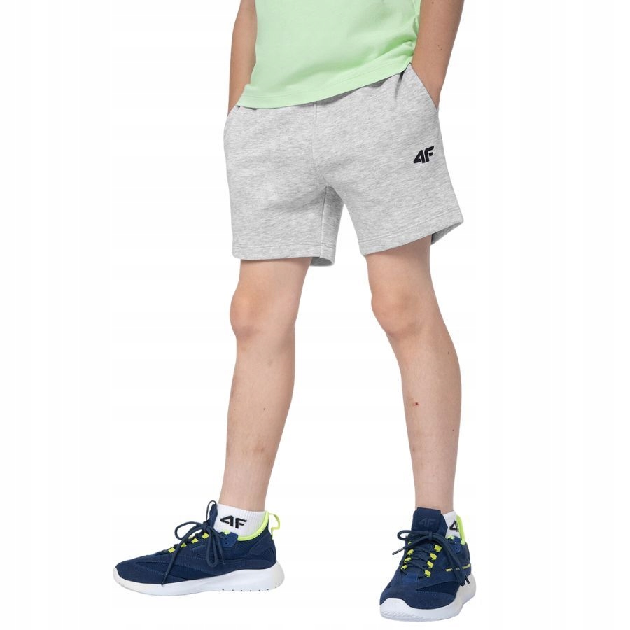 KRÓTKIE SPODENKI CHŁOPIĘCE 4F SZORTY DRESOWE SPORTOWE NA CO DZIEŃ Liczba sztuk w ofercie 1 szt.