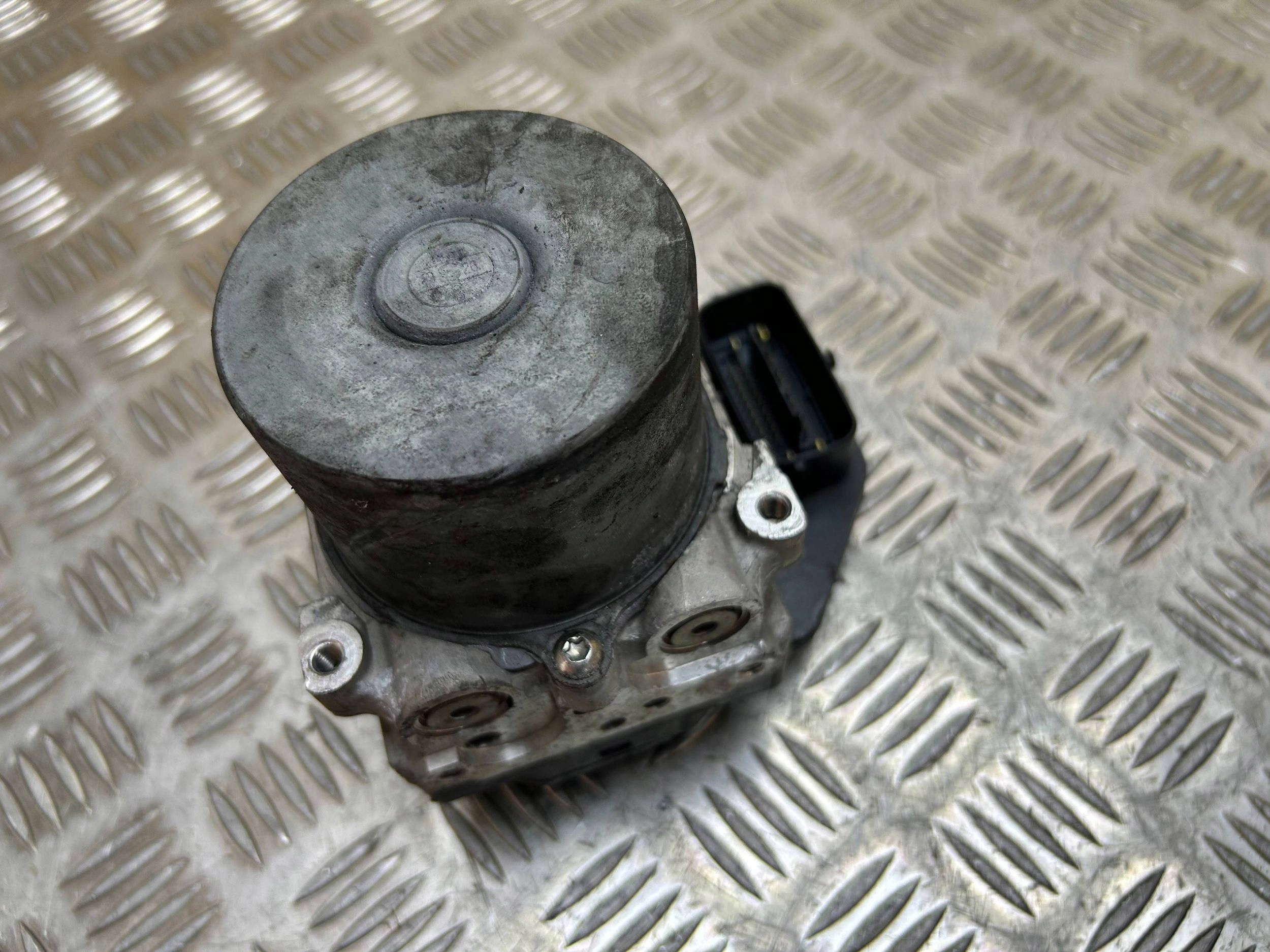 pump ABS Mazda 6 GJ 2.2D 2016 133000-6520