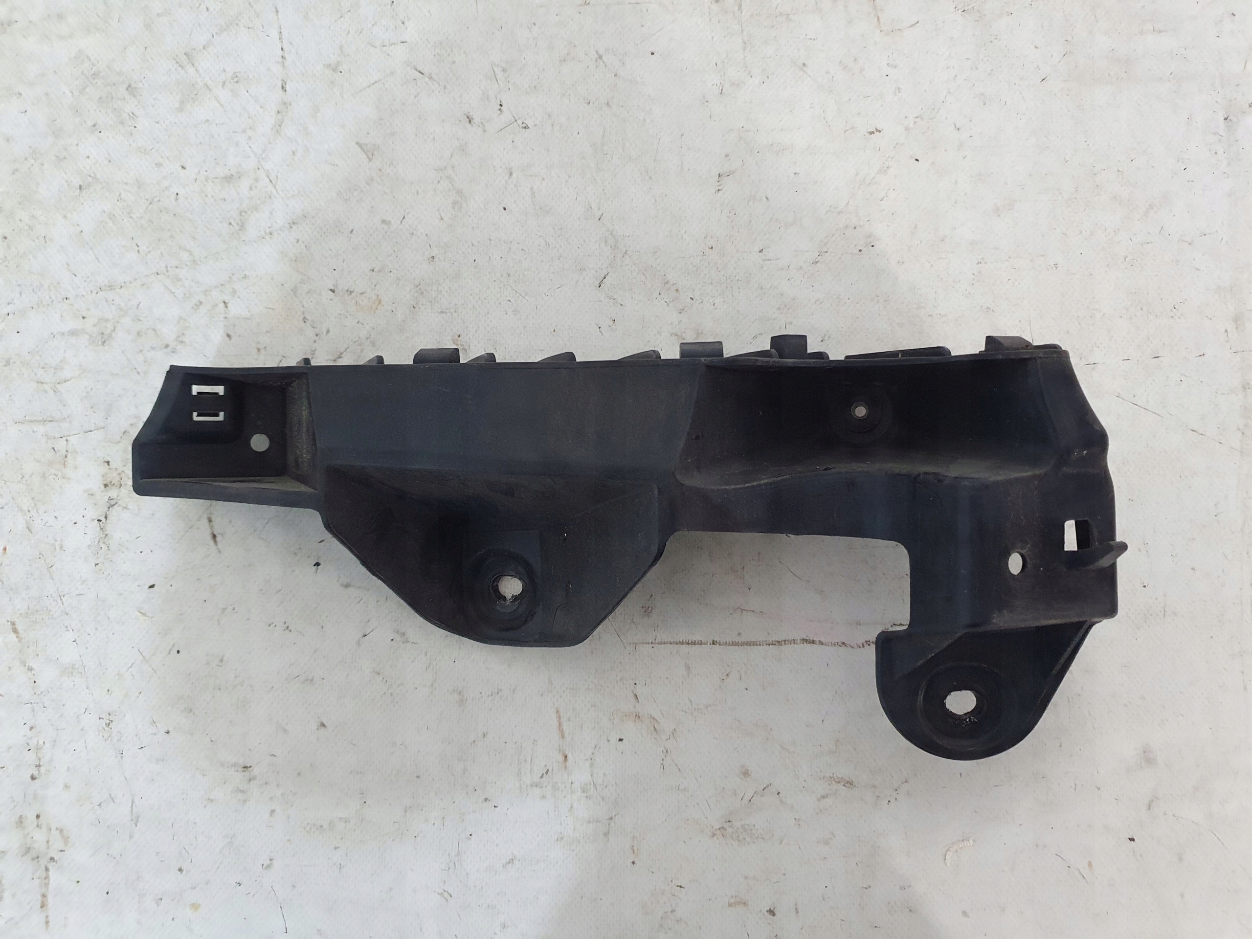 DODGE CHARGER 15- bumper bracket left rear part 68226563AA