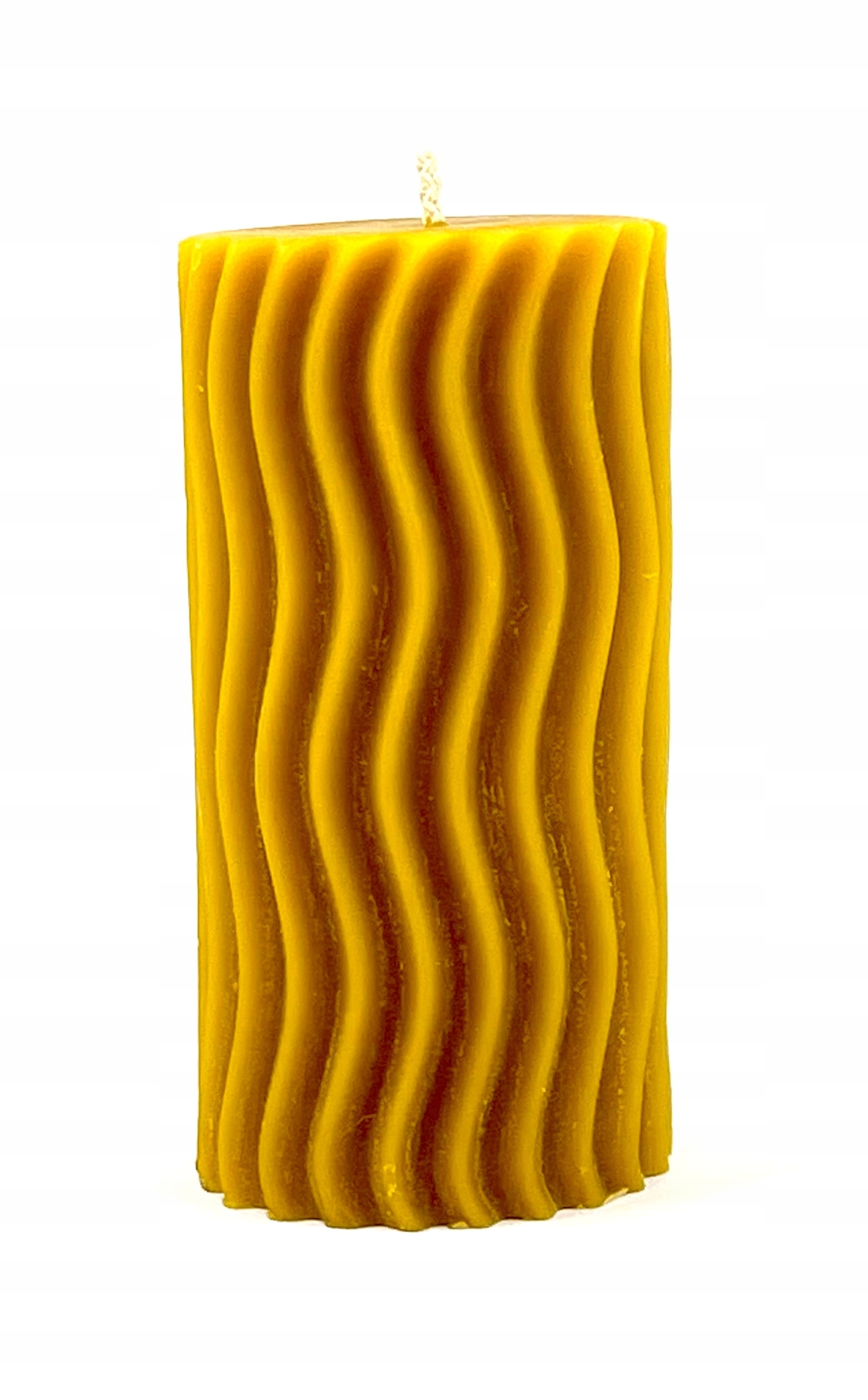 

Świeca z wosku pszczelego falowana