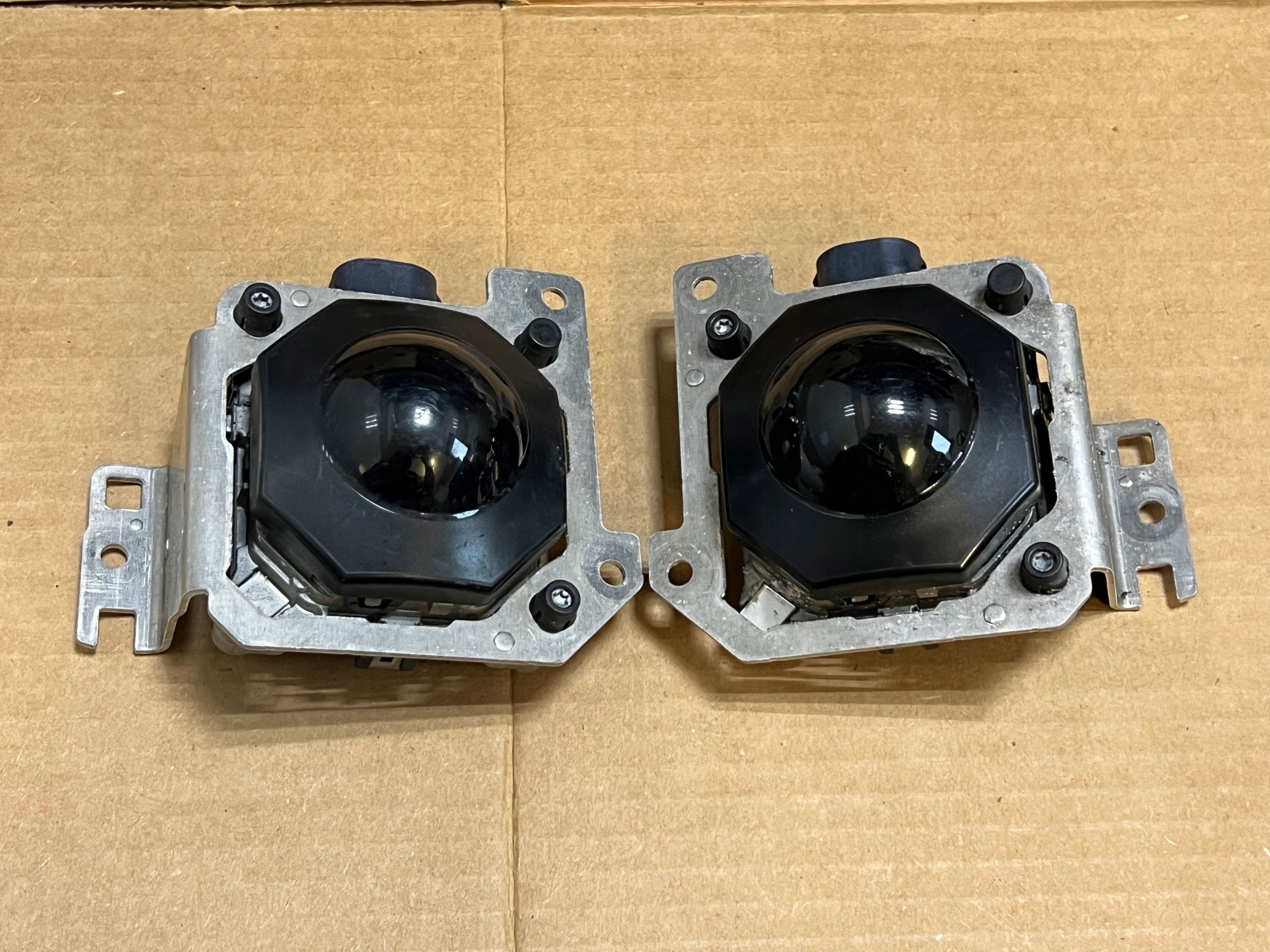 8W0907541G 8W0907561G - Радары акк Ауди А4 Б9 8в0907541г / 8В0907561Г