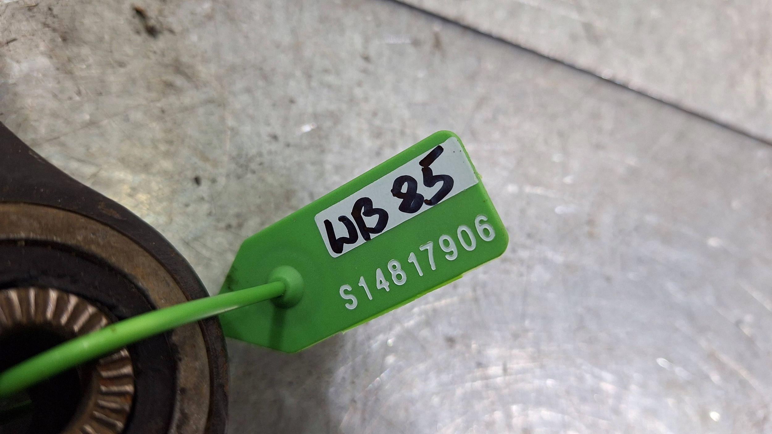 arm left front 3415029 BMW X3 E83 XDRIVE