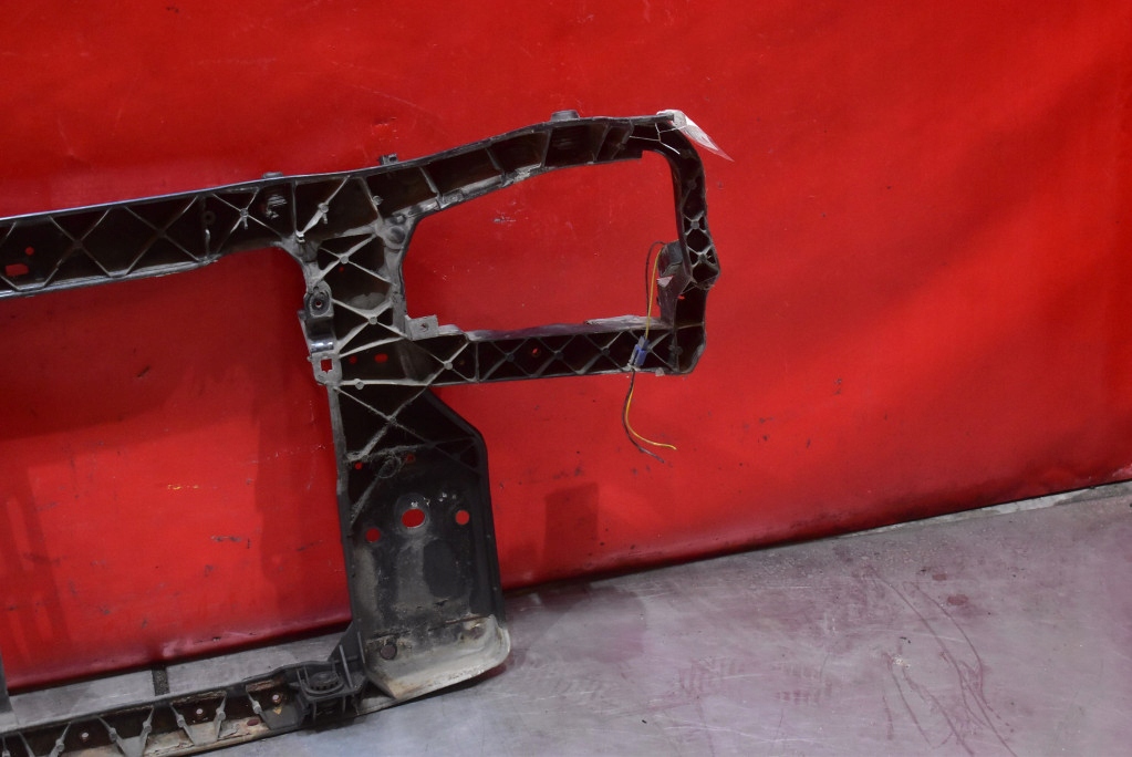 support panel for radiators pillar HYUNDAI TUCSON 1 and 2.0 CRDI 140 KM 04-10