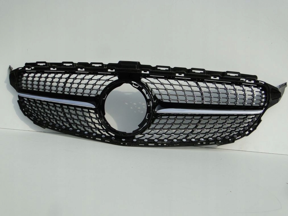 MERCEDES C KLASA W205 LIFT GRILL ATRAPA BEZ KAMERY Typ samochodu Samochody osobowe