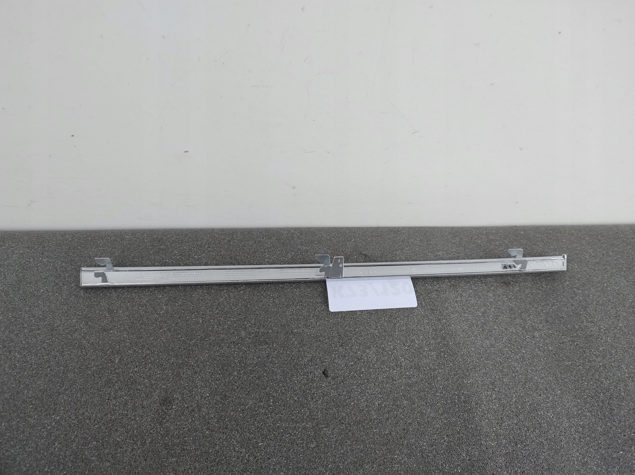 moulding LISTEWKA CHROM front MERCEDES C-KLASA 204