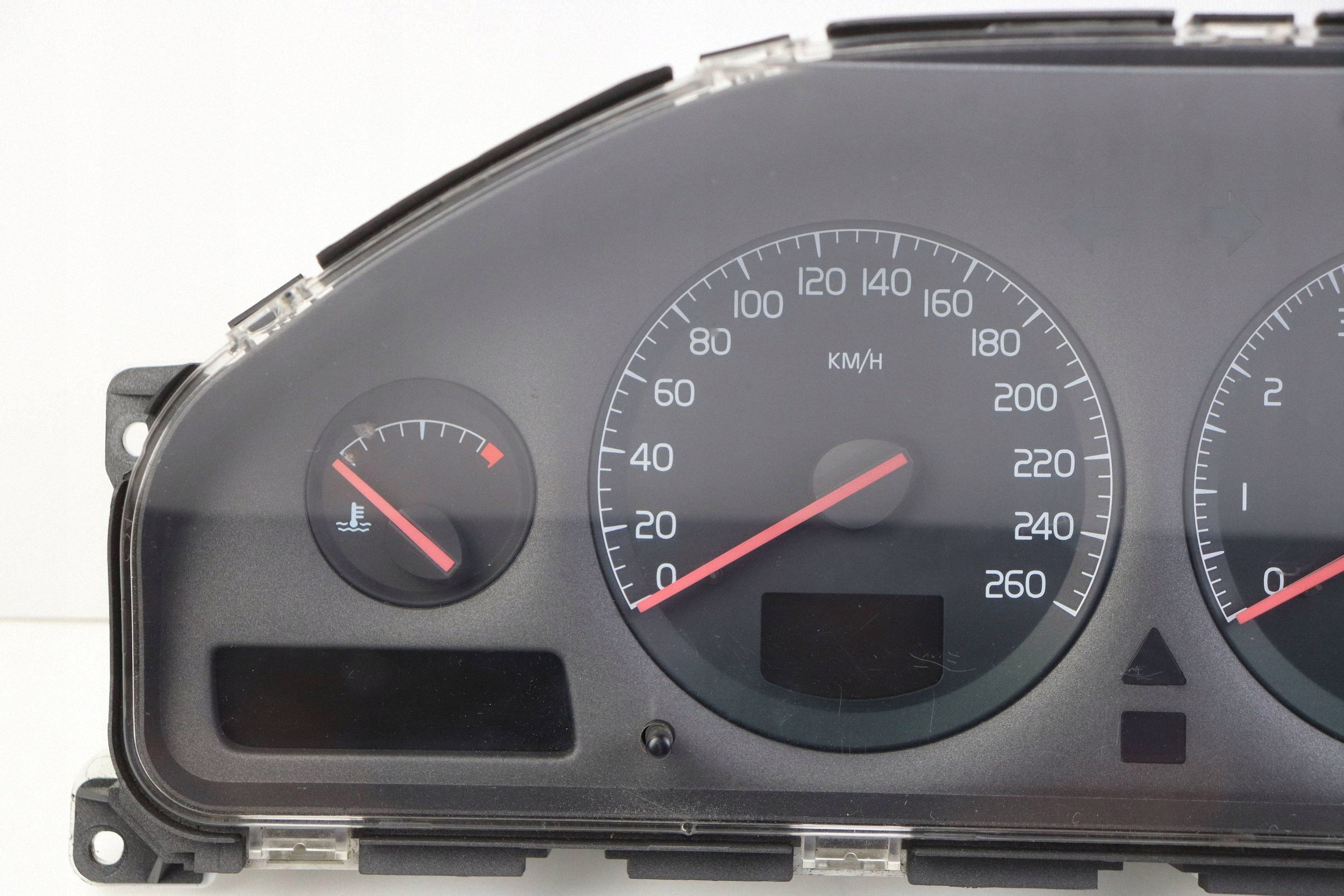 VOLVO S60 i kilometar sat brzinomjer PREDKOSCIOMIERZ benzin 69294570T 9499668 EUROPA