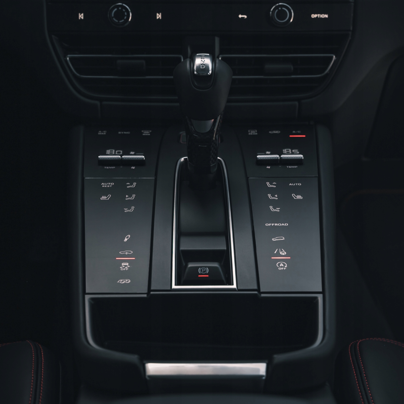 7w1 Grizz folia ochronna do wnętrza Porsche Cayenne (2024) Matowa Długość 35 cm