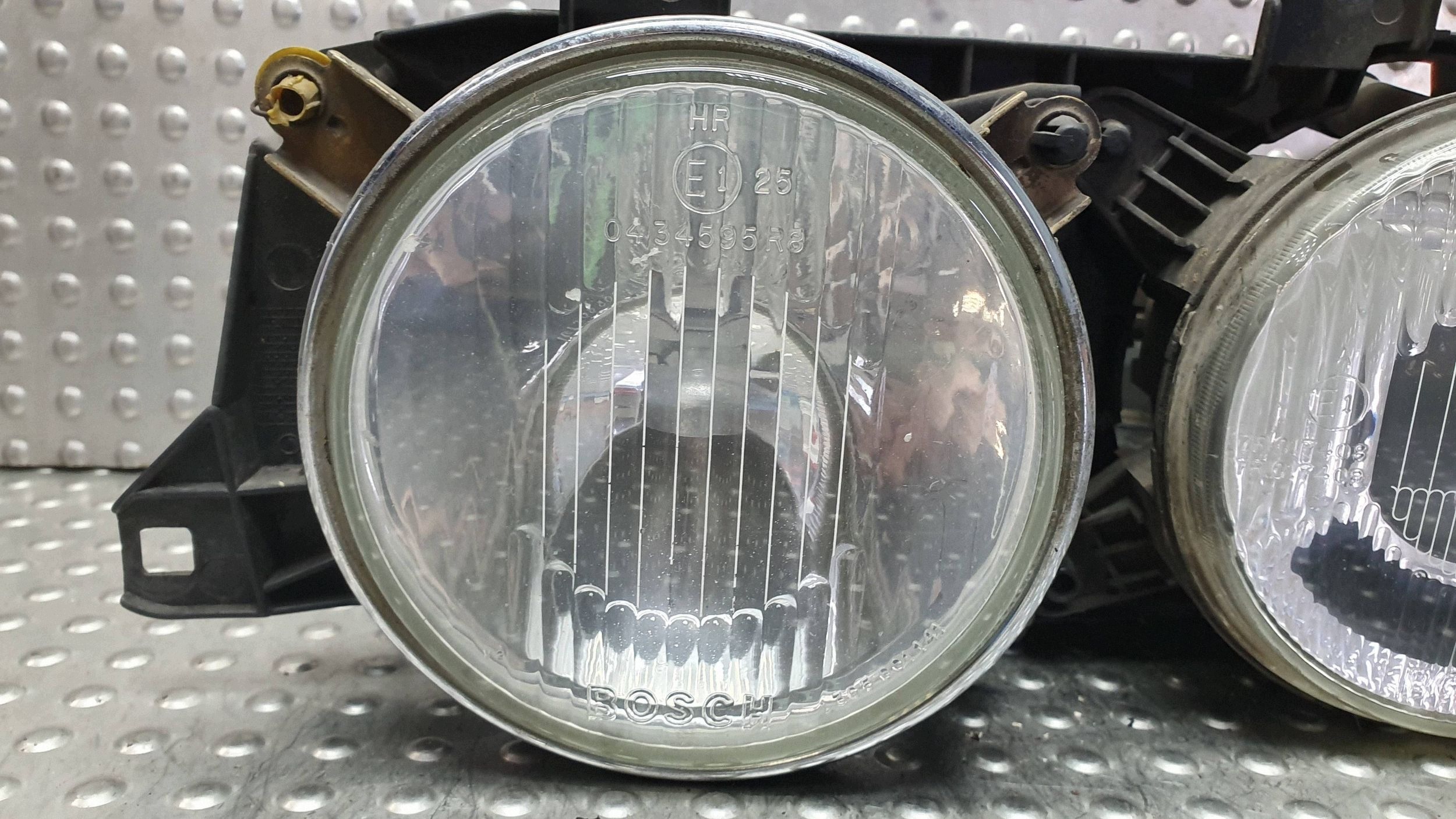 light left front 0301384201 BMW 5 E32 E34 original EUROPA