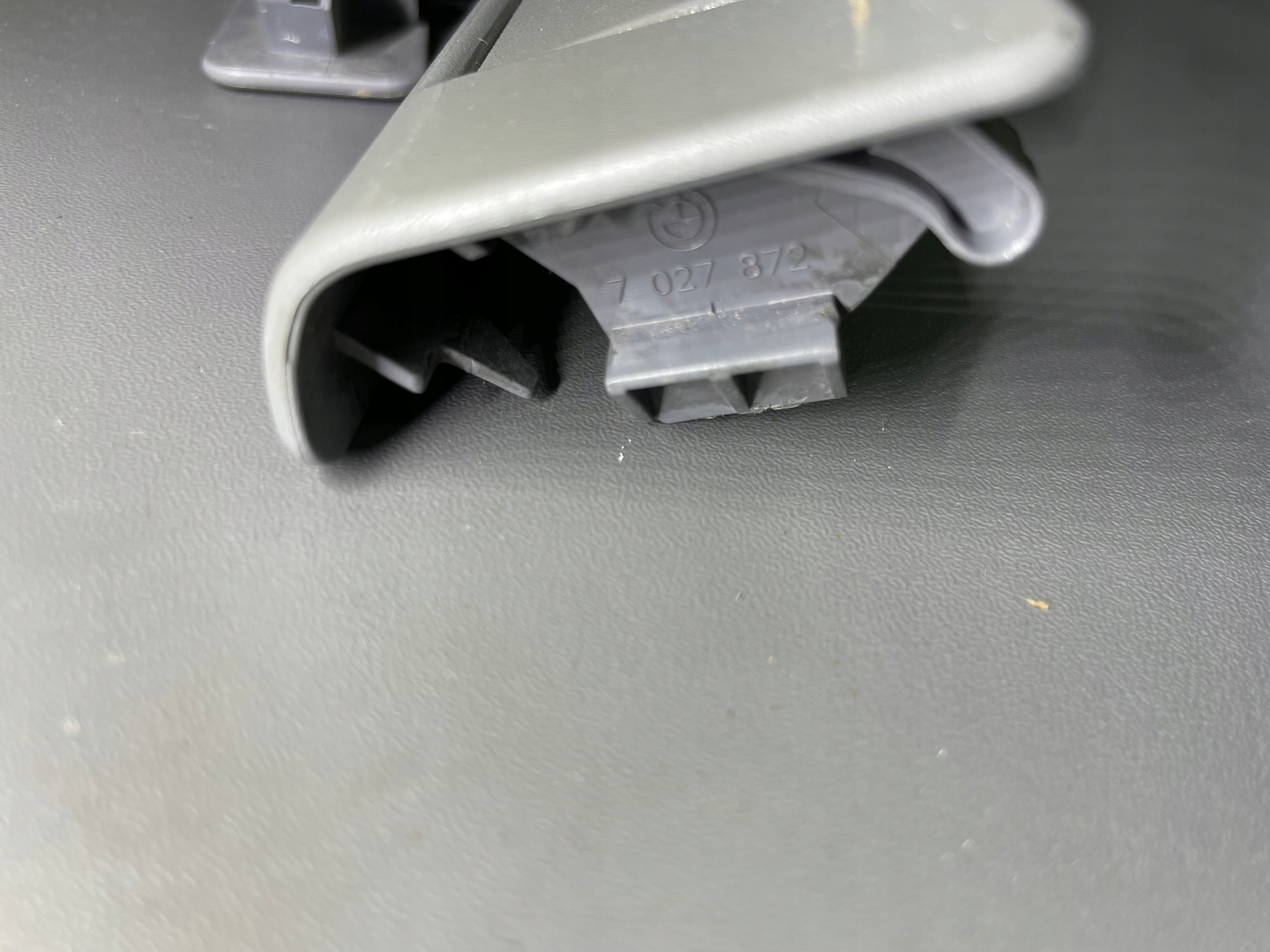 cover spoiler ISOFIX grey BMW 3 e46 compact original 7027872