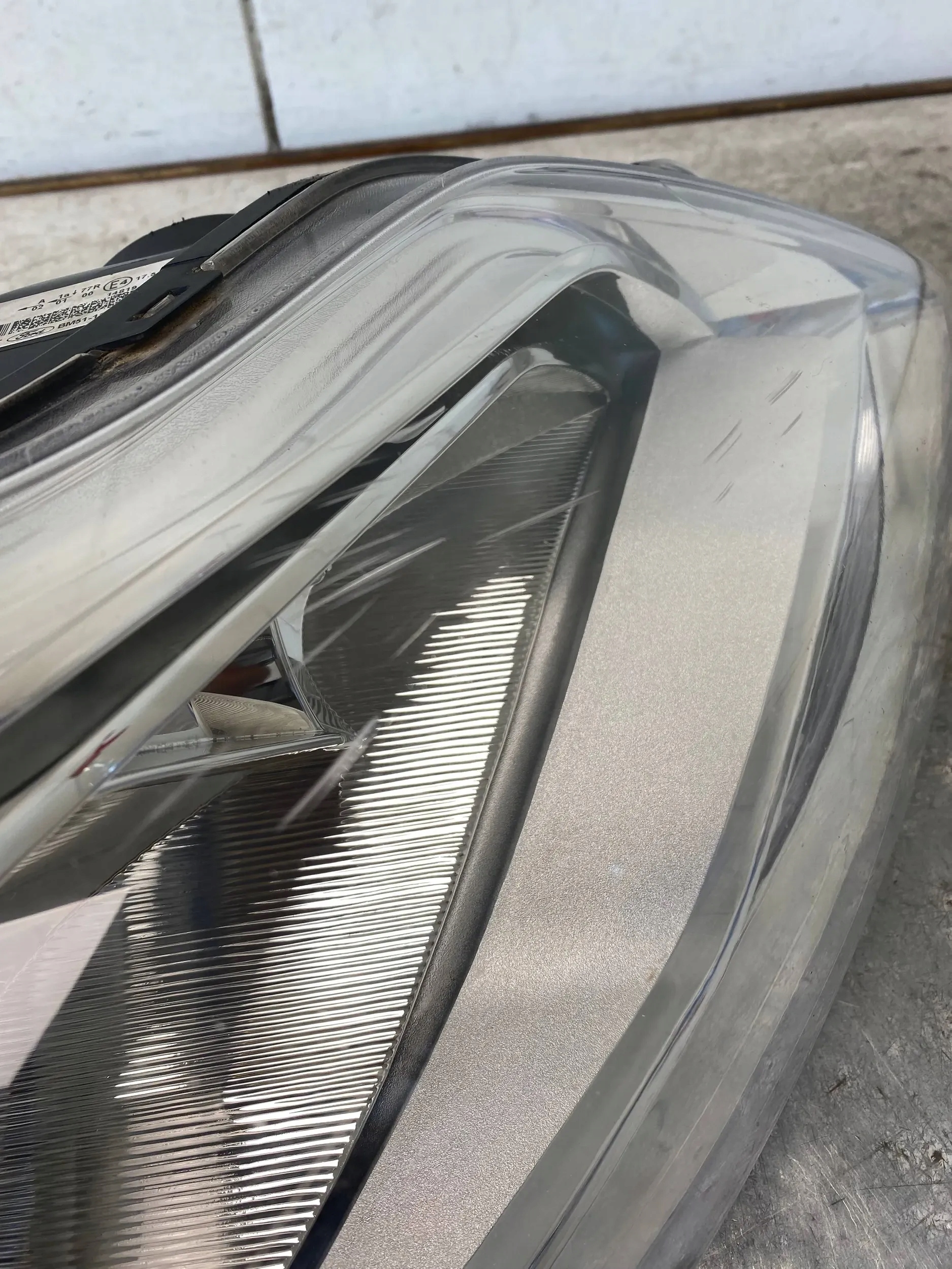 light right front FORD FOCUS MK3 BM51-13W029-NB