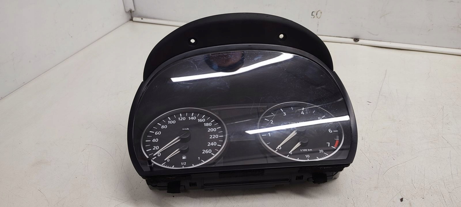 dials dials BMW E90 318i