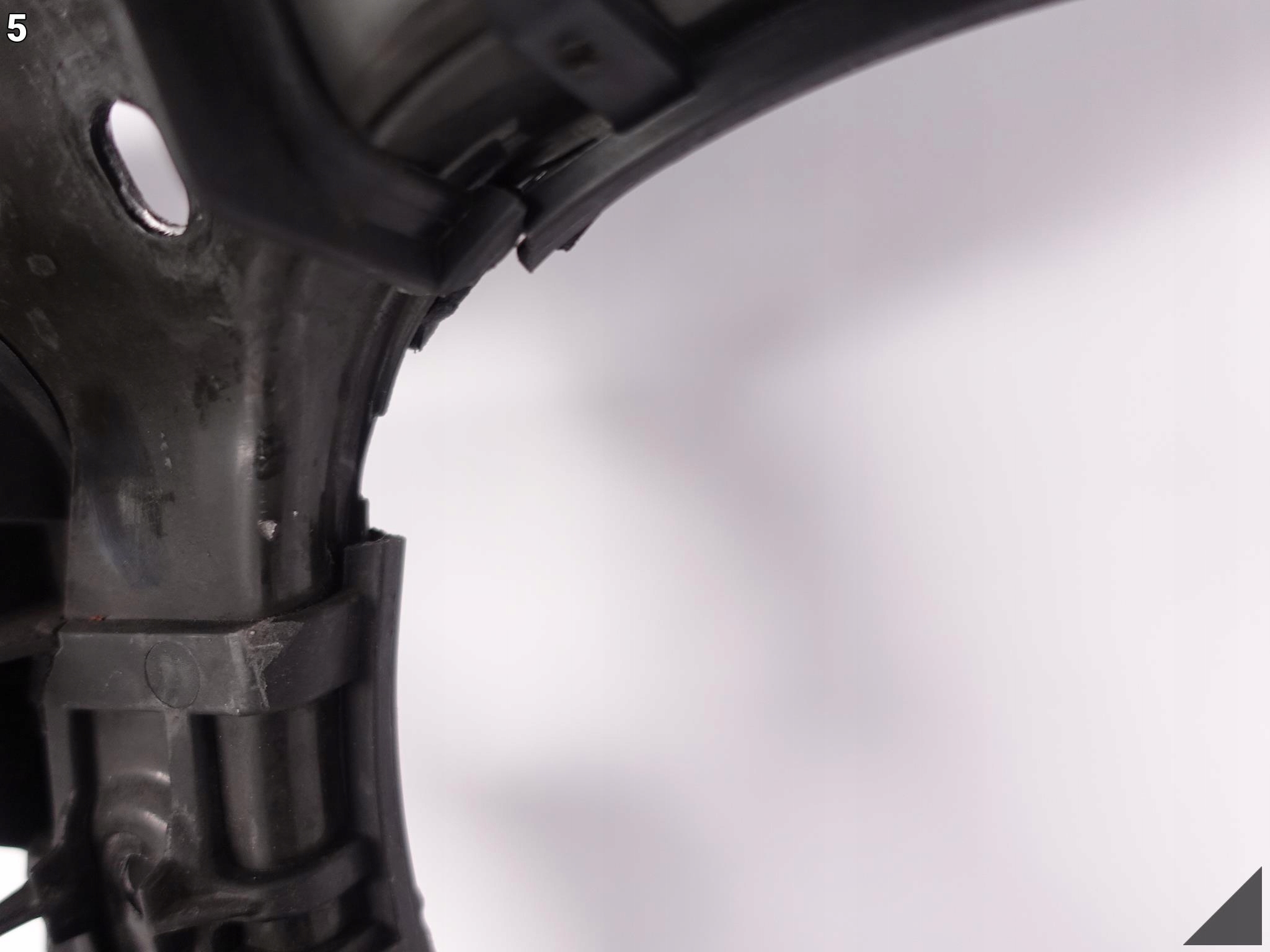 AUDI A6 C7 A7 4G0 11-18 držák stěny předek