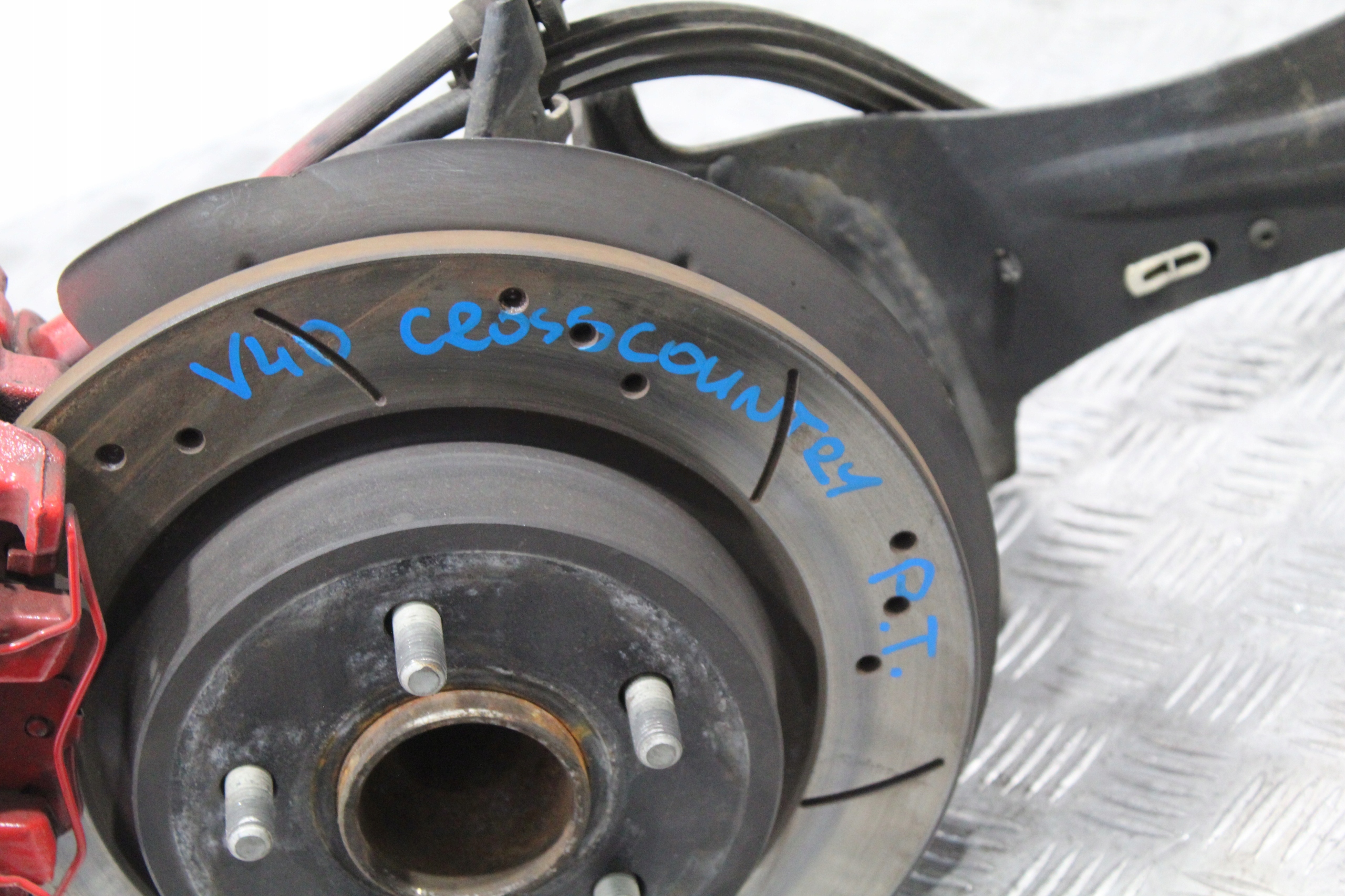 31360695 - Задний правый кроссовер VOLVO V40 CROSSCOUNTRY