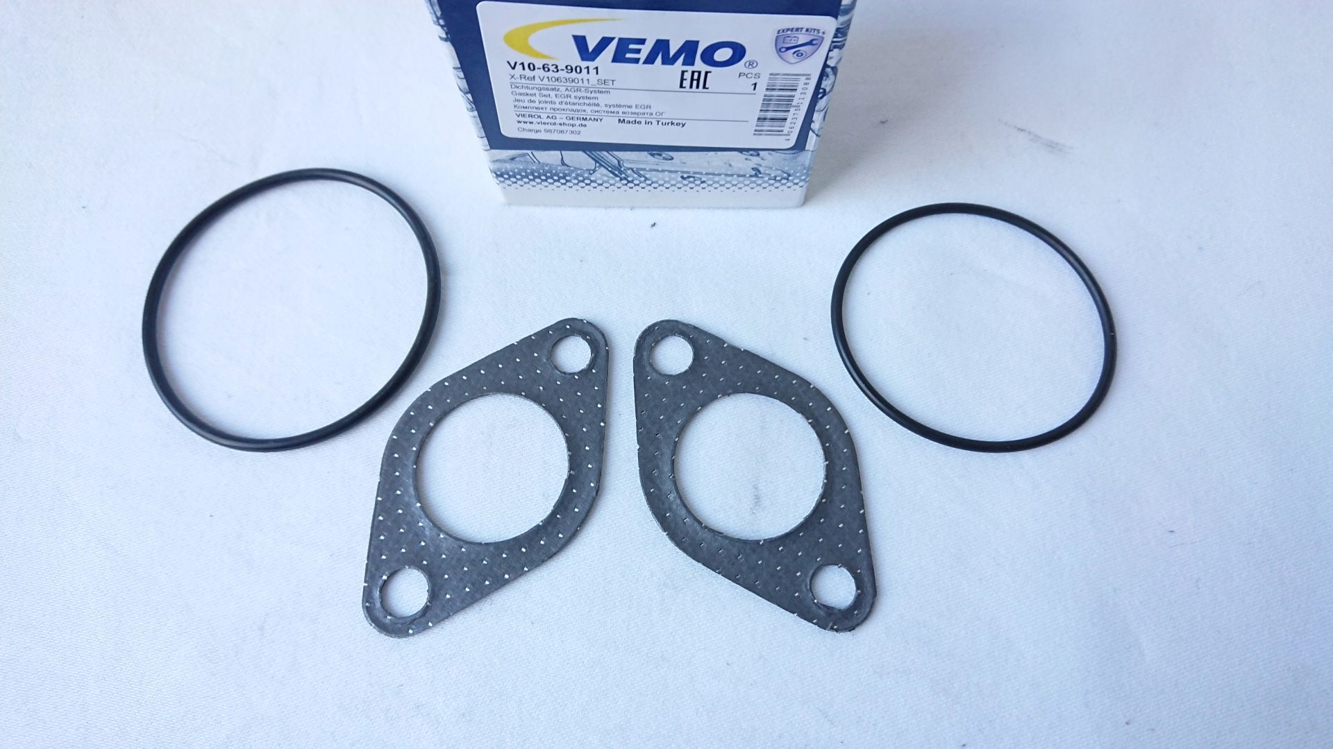 ZESTAW USZCZELEK ZAWORU EGR VW GOLF V 1.9 2.0 TDI AUDI A3 8P TOURAN OCTAVIA Numer katalogowy części V10-63-9011