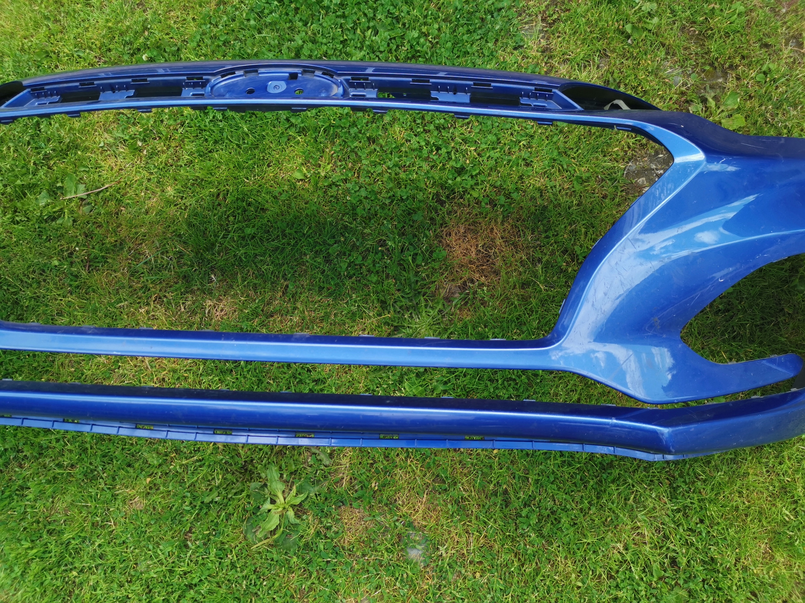 bumper front front HYUNDAI and 20 I20 LIFT 2 II