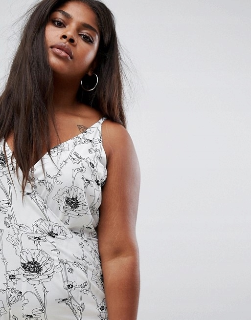 KOMBINEZON NA RAMIĄCZKACH 40 Marka inna