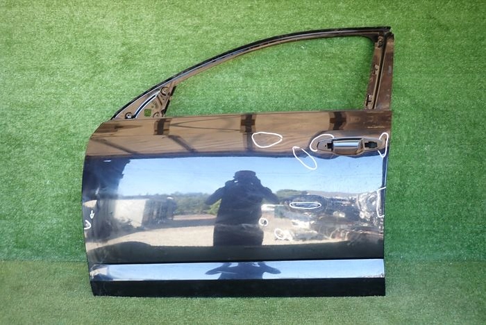 SKODA OCTAVIA III door left front front