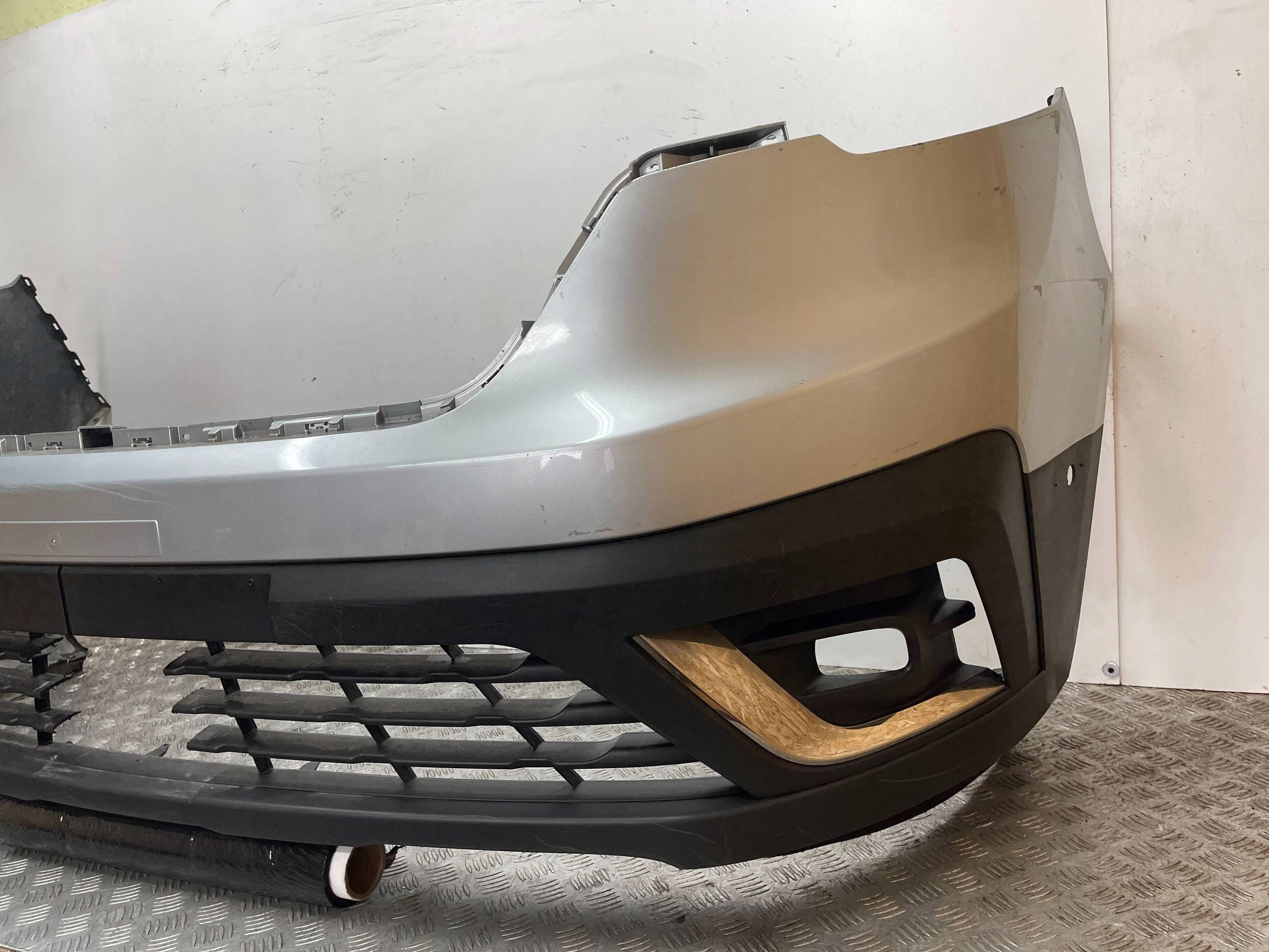 bumper front front Renault Trafic III 3 LIFT 20- 620226941r