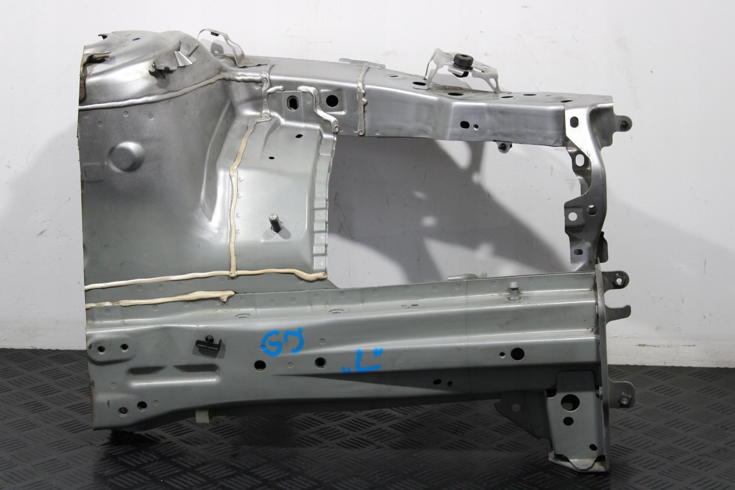 quarter quarter left front FARTUCH MAZDA 6 GJ